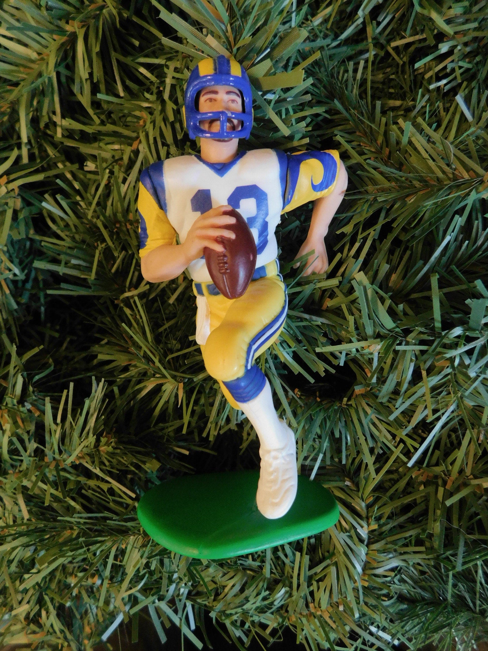Kurt Warner LOS ANGELES RAMS Christmas tree ornament xmas nfl football figure unique gift idea