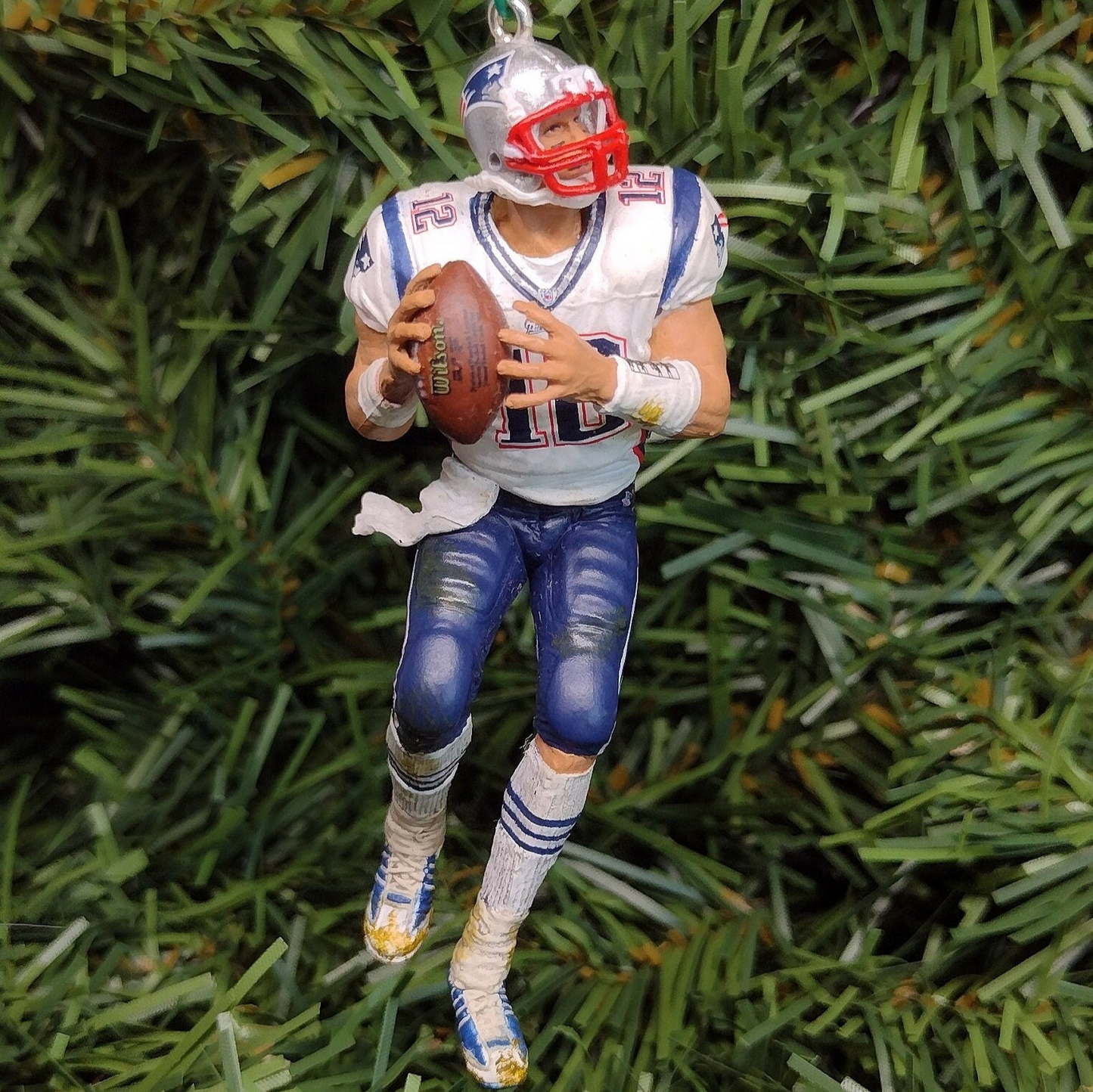 Tom Brady NEW ENGLAND PATRIOTS Christmas ornament Xmas tree nfl football figure unique gift idea