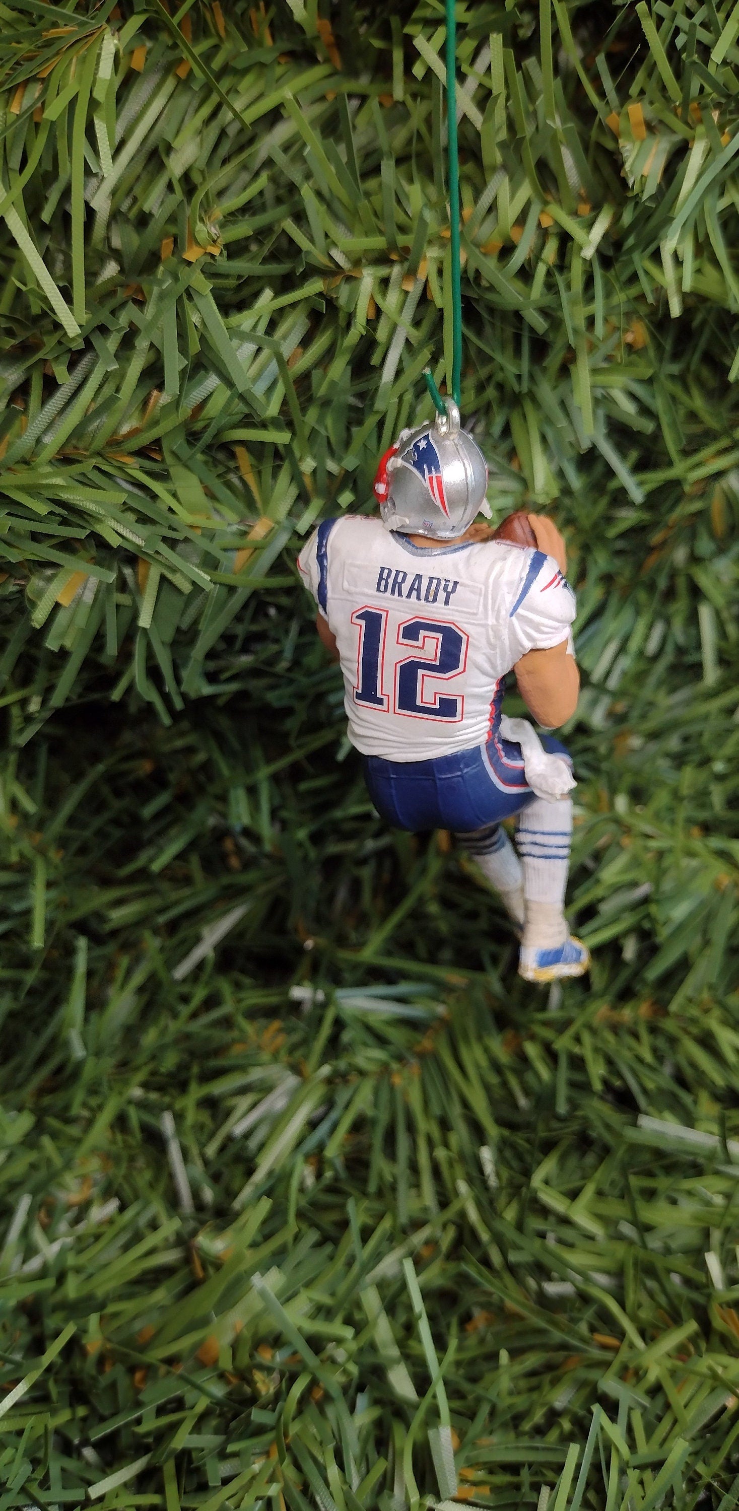 Tom Brady NEW ENGLAND PATRIOTS Christmas ornament Xmas tree nfl football figure unique gift idea