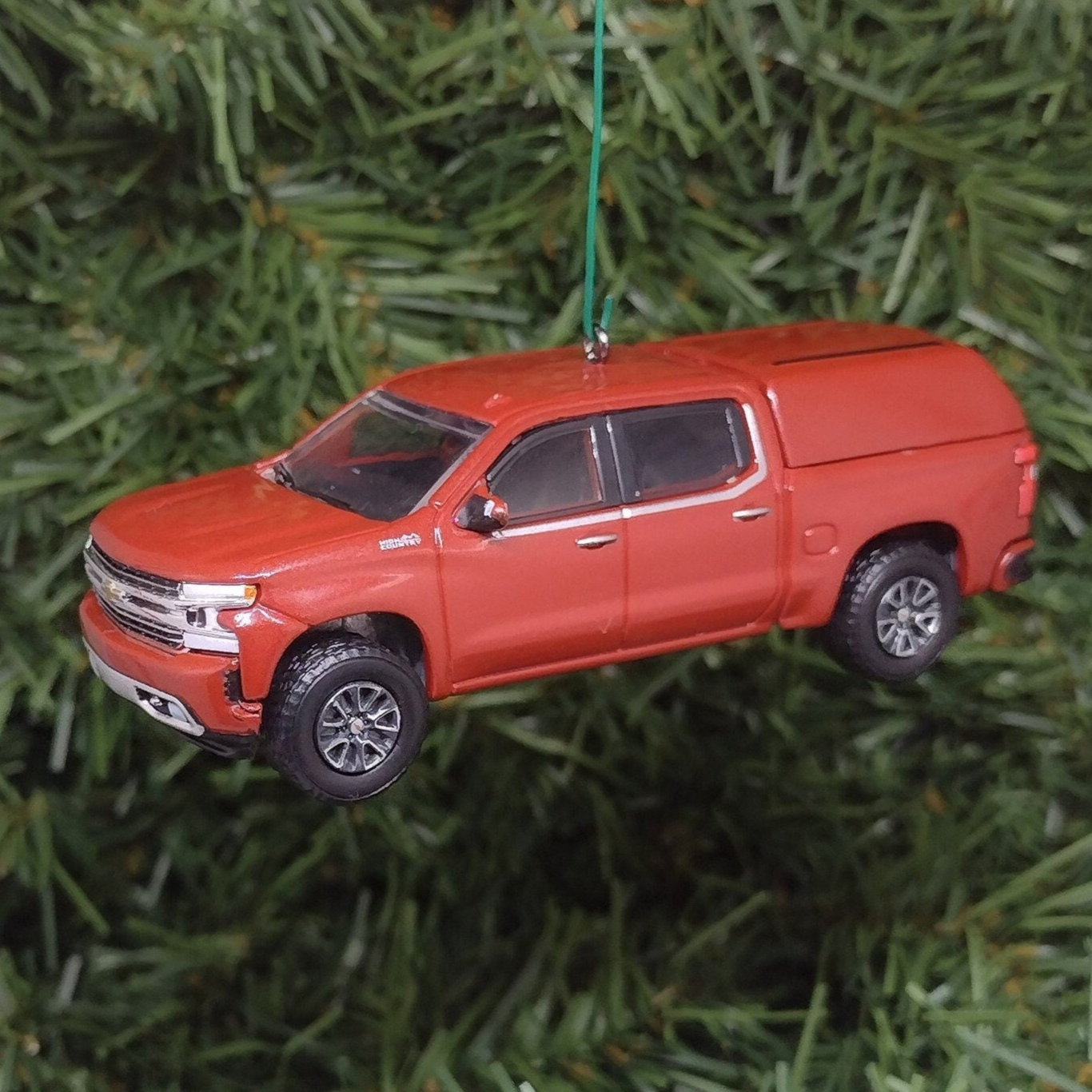 Chevy Silverado Ornament 2022-2024 Christmas tree decoration Chevrolet Pickup Truck 2023 Unique Xmas Tree Decoration G