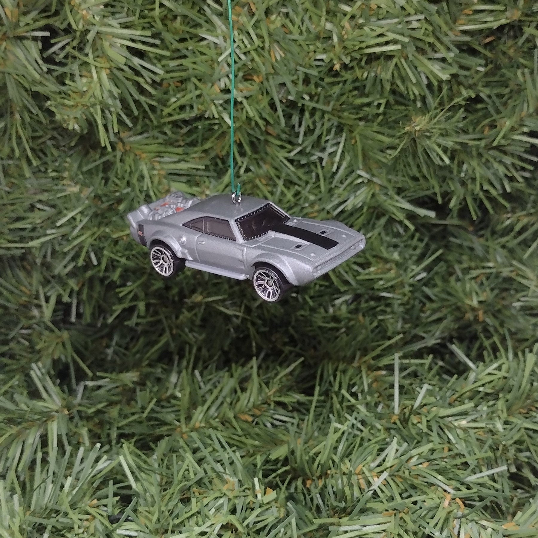 Fast & Furious Charger Ornament Dom's Ice Charger 1968 RT Christmas Gift Unique Car Xmas Tree Decoration