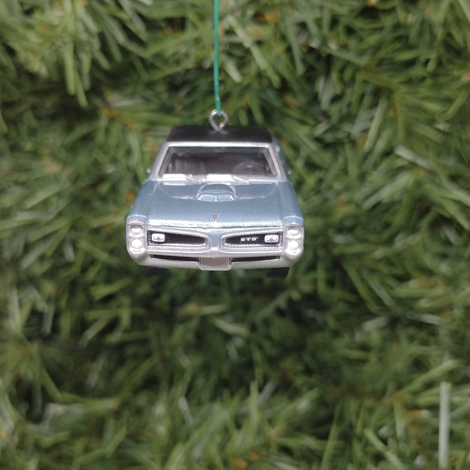 Pontiac GTO Ornament 1966 Christmas Tree Decoration fun gift idea for car enthusiast unique xmas present nicely detailed