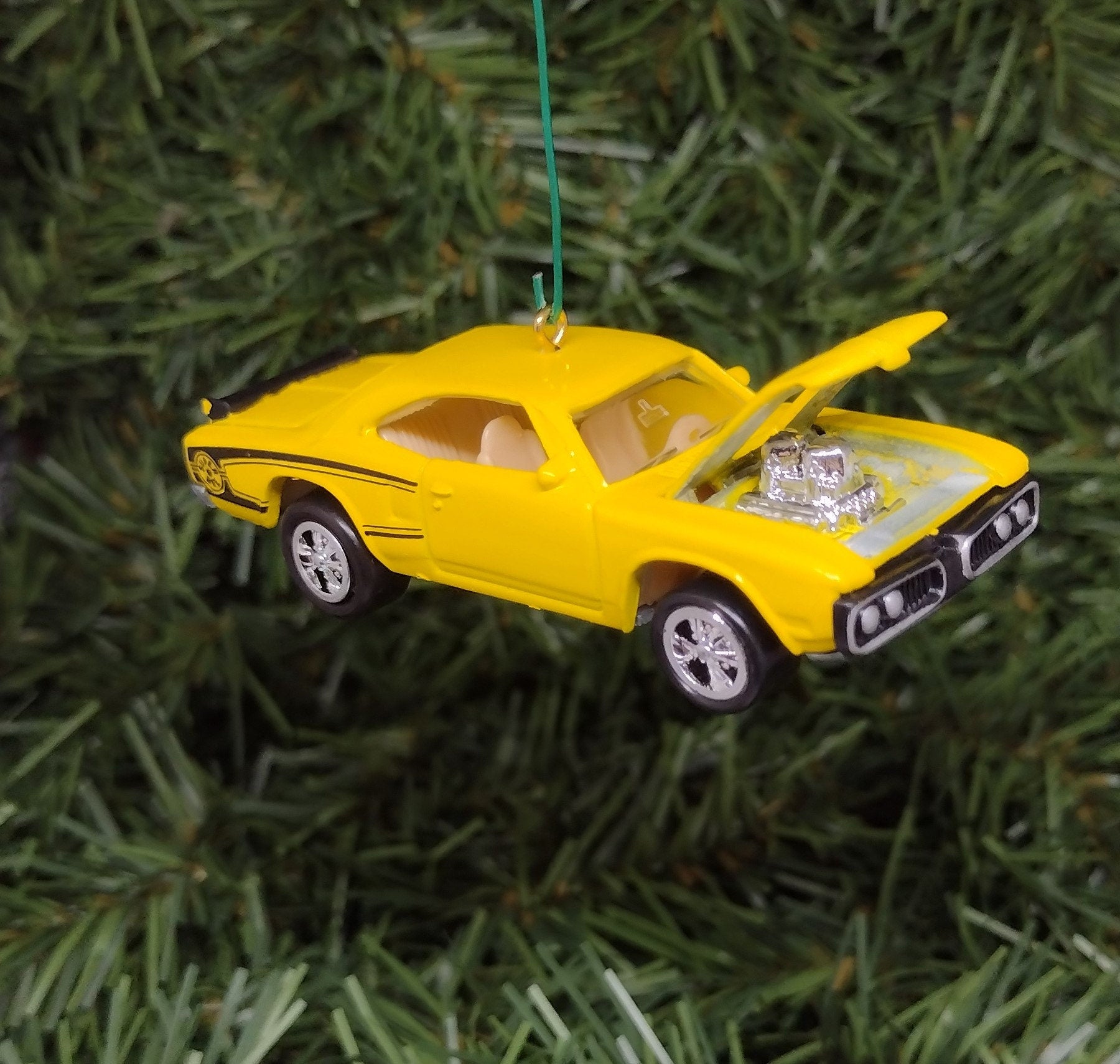 Dodge Super Bee Ornament 1970 Mopar Christmas tree decoration fun automotive gift for car enthusiast or man cave tree