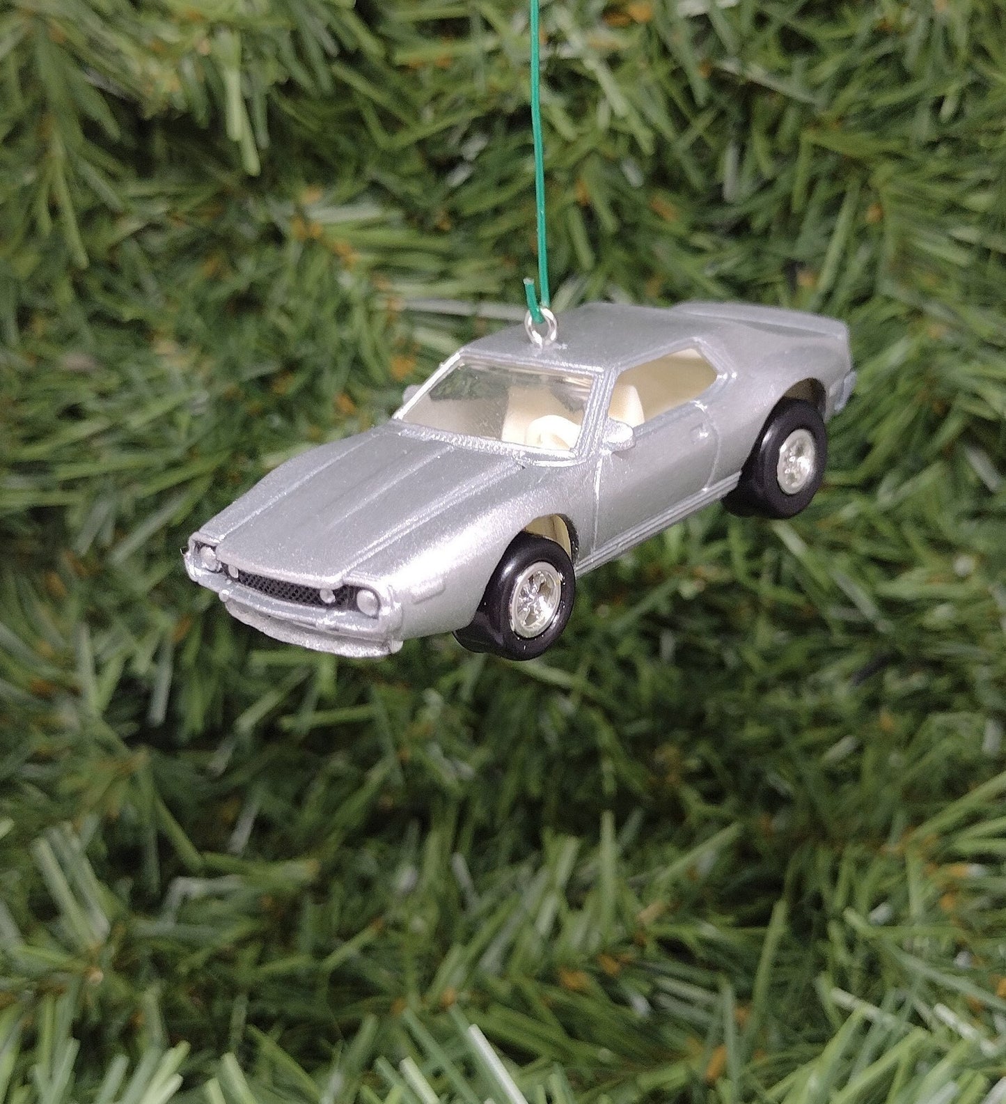 AMC Javelin Ornament 1972 Christmas Tree Decoration Fun Automotive Gift for Classic Car Enthusiast