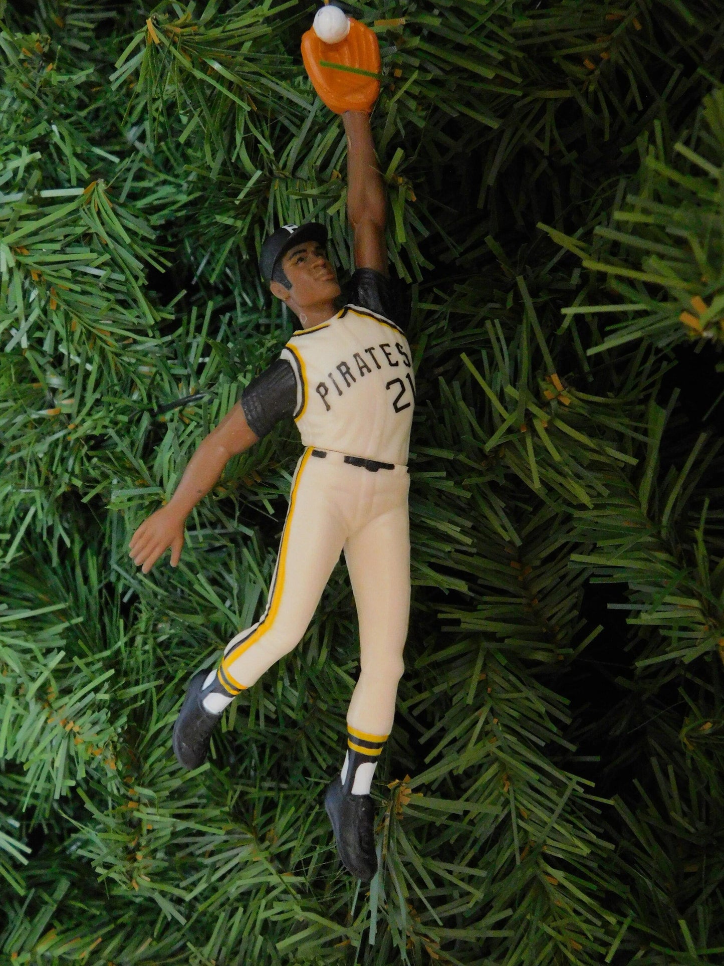 Roberto Clemente Pittsburgh Pirates Ornament Christmas Gift Idea MLB Baseball Figure Unique Xmas Tree Decoration