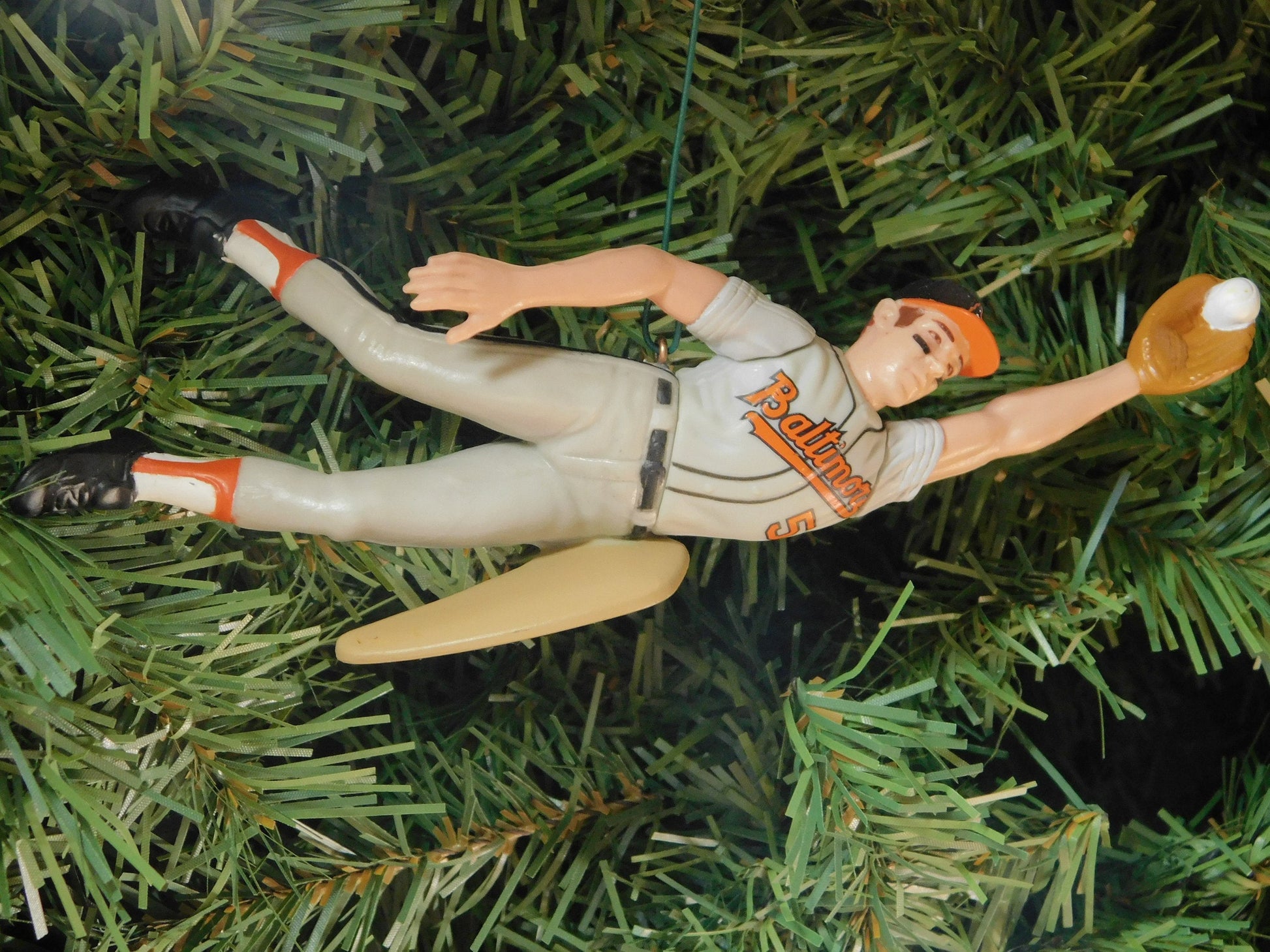 Brooks Robinson BALTIMORE ORIOLES Christmas tree ornament MLB baseball xmas figure unique gift idea