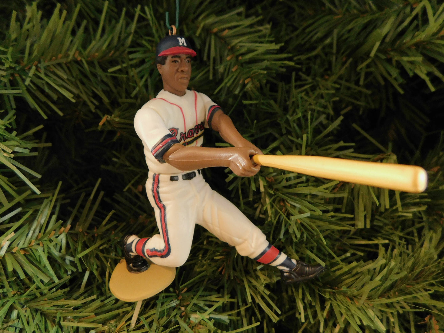 Hank Aaron ATLANTA/MILWAUKEE BRAVES Christmas ornament baseball xmas tree figure unique gift idea