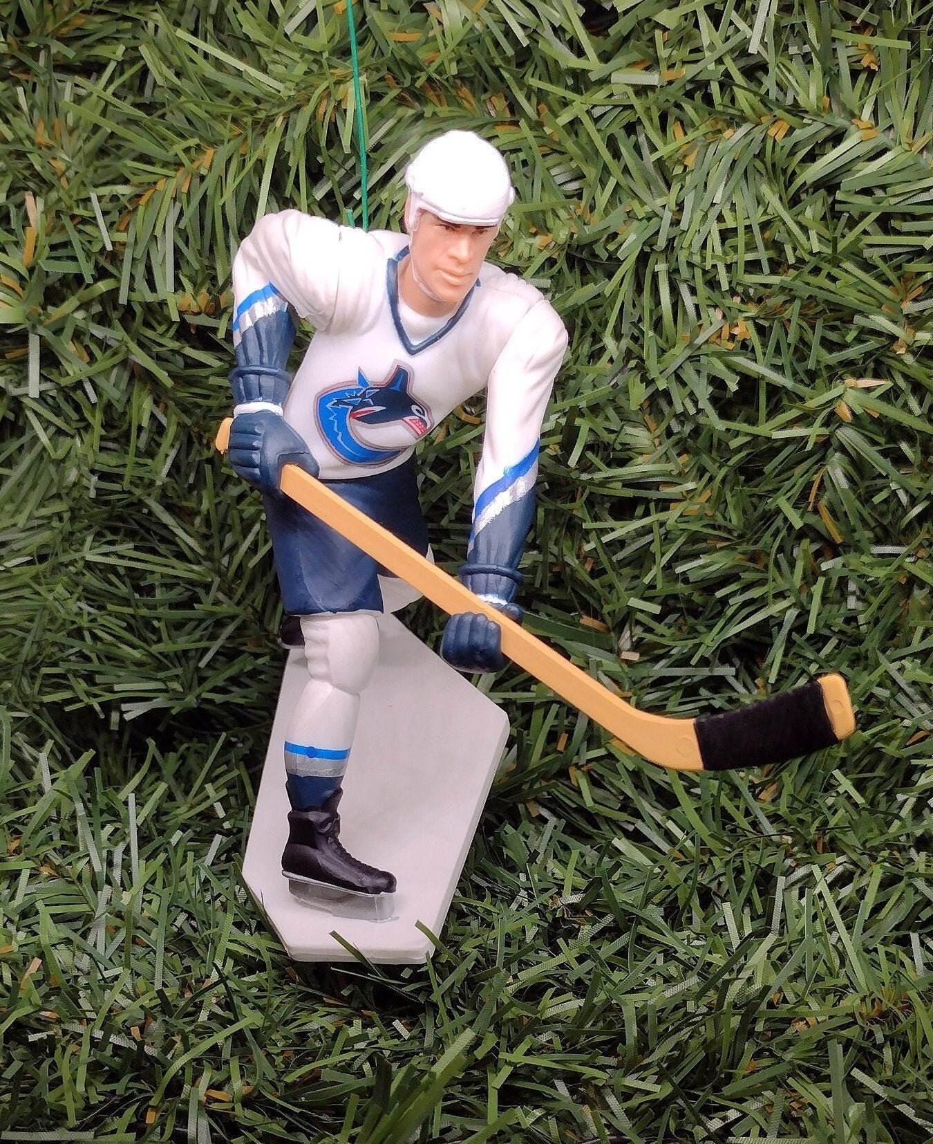 VANCOUVER CANUCKS Ornaments Henrik Sedin Pavel Bure Mark Messier NHL Hockey Christmas Tree Decoration Unique Gift idea