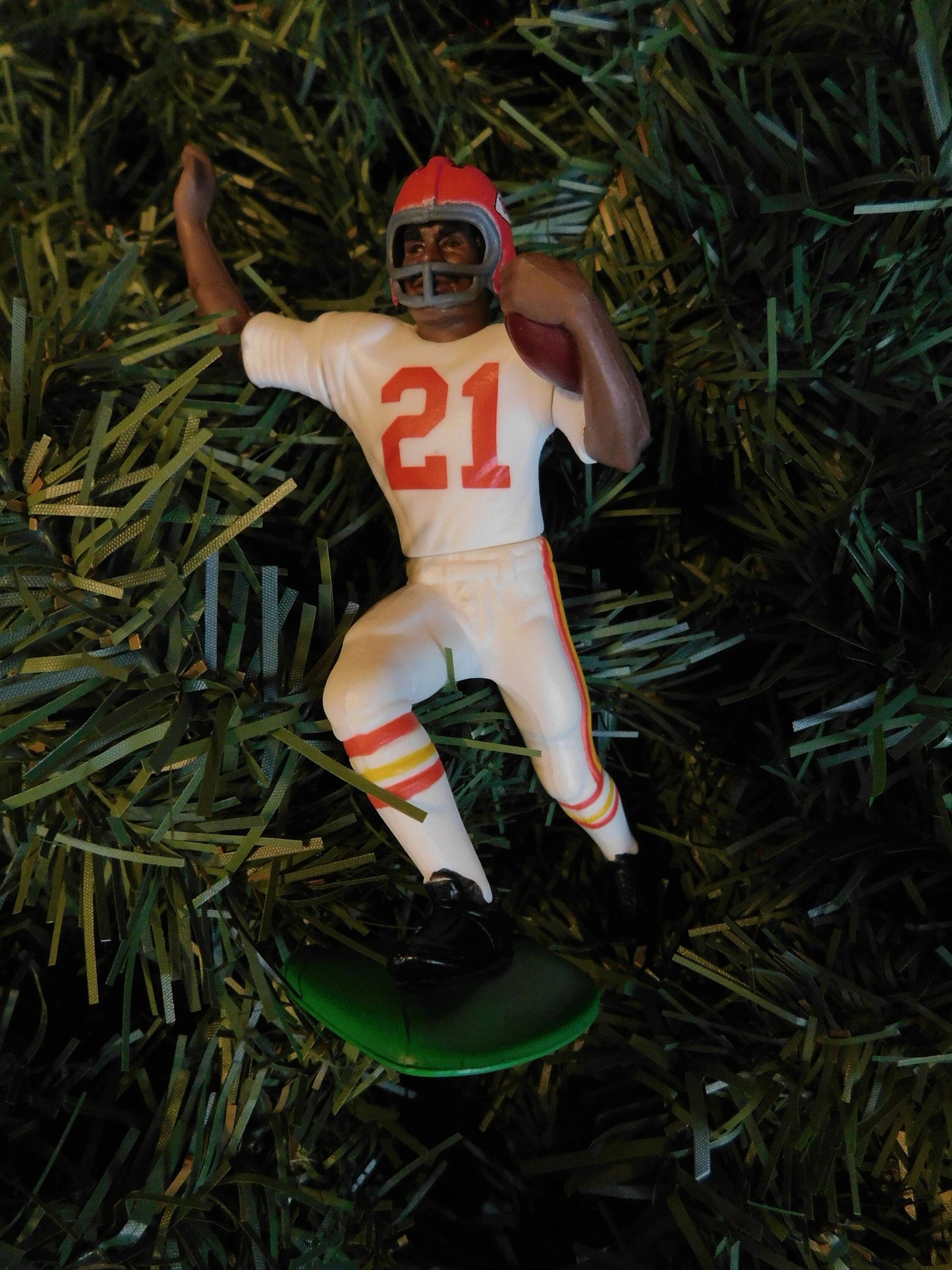 KANSAS CITY CHIEFS Christmas tree ornaments Neil Smith/Dale Carter/Marcus Allen/Elvis Grbac/Willie Davis xmas nfl football figure gift