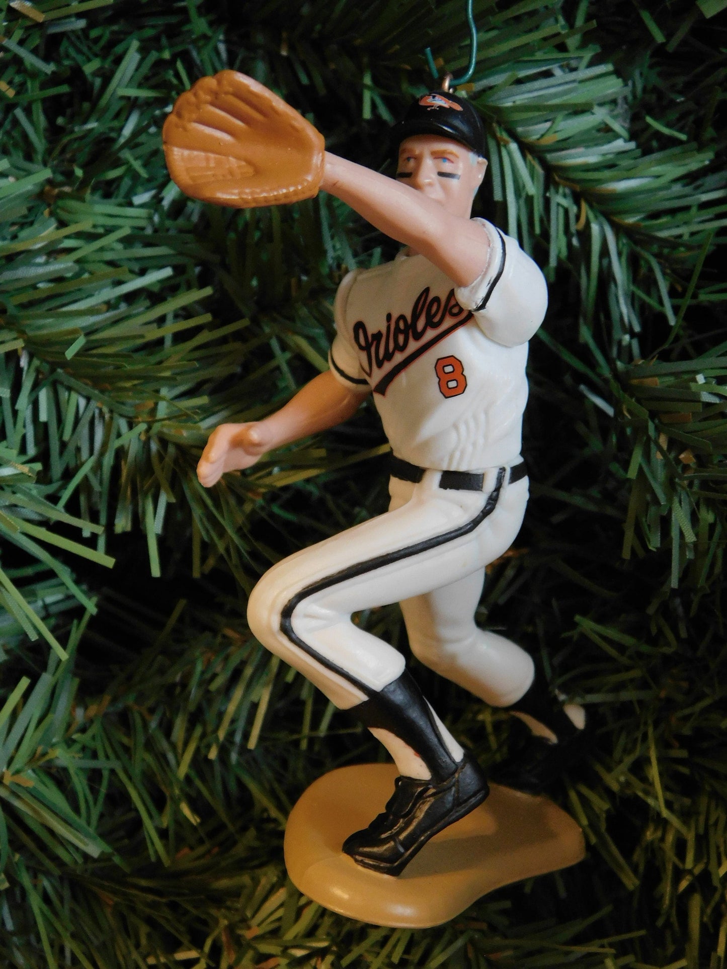 Cal Ripken Jr BALTIMORE ORIOLES Ornament Christmas Gift Idea MLB Baseball Figure Unique Xmas Tree Decoration