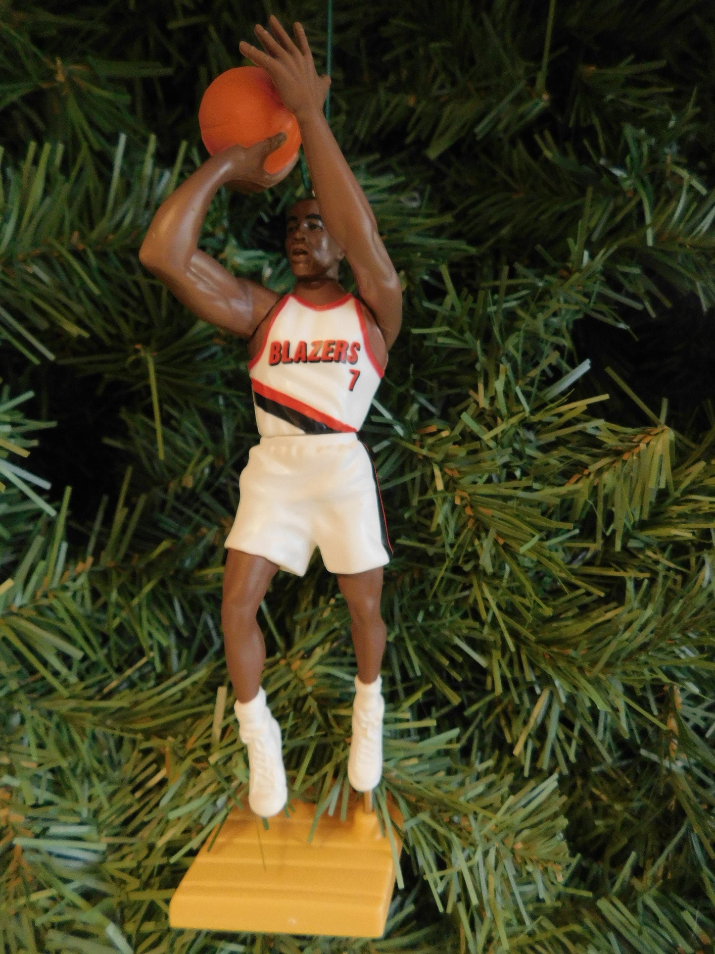 PORTLAND TRAIL BLAZERS Christmas ornament Clyde Drexler/Cliff Robinson + xmas tree nba basketball figure unique gift idea