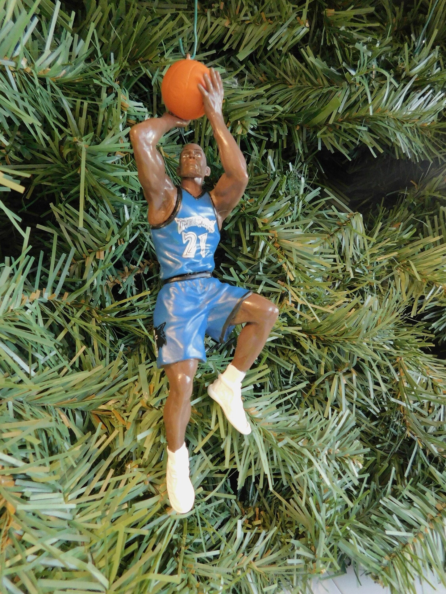 MINNESOTA TIMBERWOLVES Christmas tree ornaments Kevin Garnett/Christian Laettner xmas NBA basketball figure unique gift idea