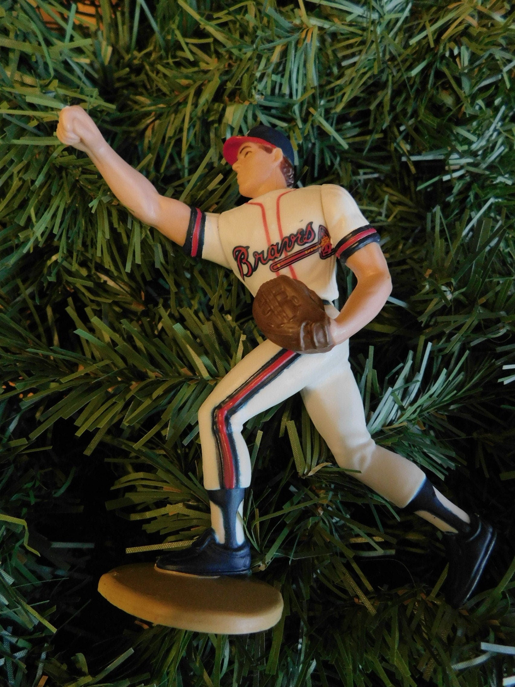 Greg Maddux ATLANTA BRAVES Christmas tree ornament baseball xmas figure unique gift idea