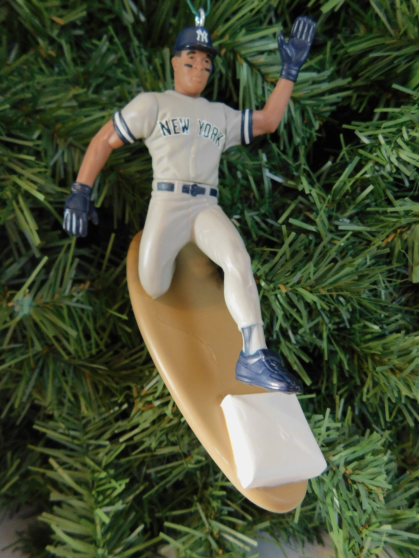 New York Yankees Ornament Bernie Williams Christmas Gift Idea Unique Xmas Tree Decoration MLB Baseball Figure