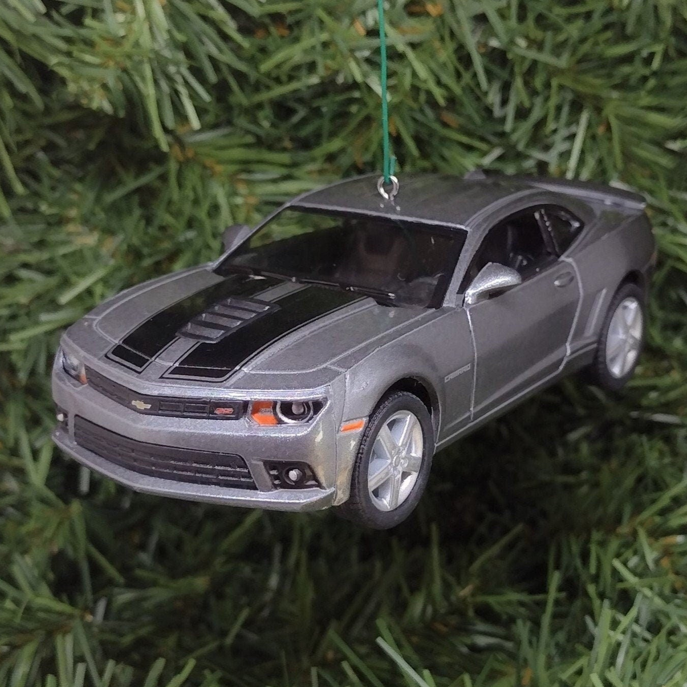 Chevy Camaro Ornament 2014 Christmas Tree Decoration Fun Automotive Xmas Gift Idea 5 inches long Chevrolet