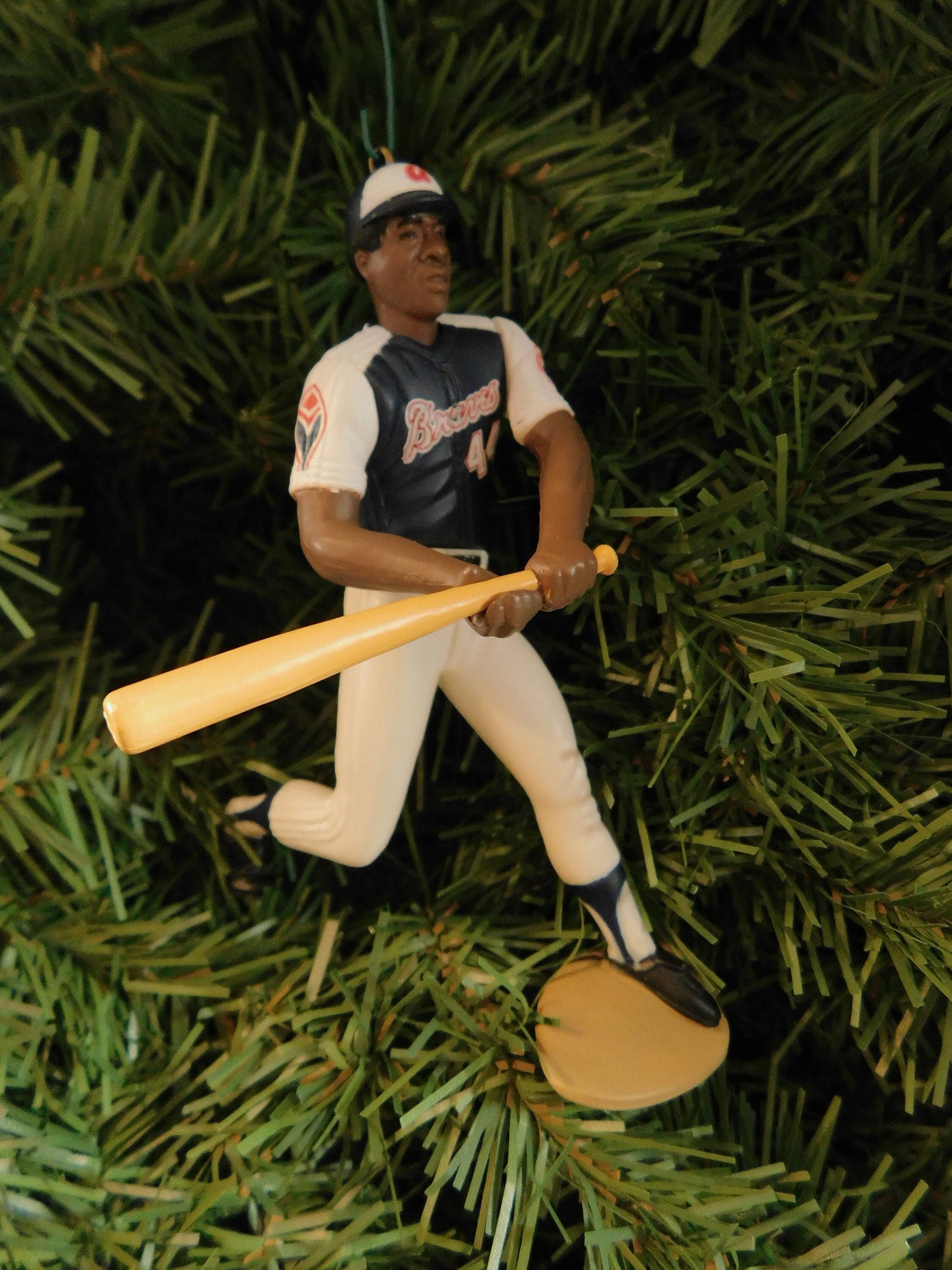 Hank Aaron ATLANTA/MILWAUKEE BRAVES ornament Christmas tree decoration unique Xmas gift idea mlb baseball figure