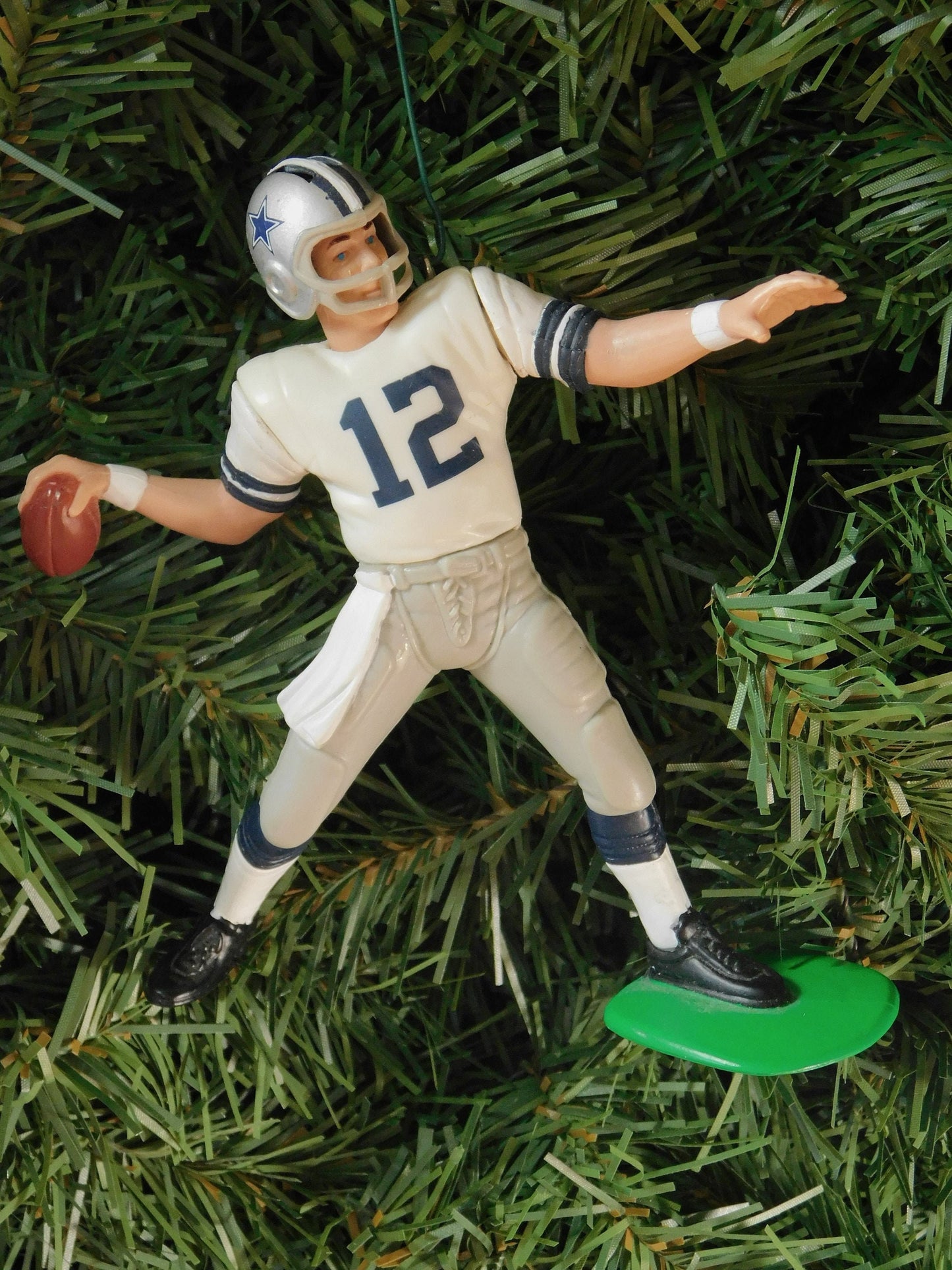 Roger Staubach Dallas Cowboys Ornament Christmas Gift Idea Unique Xmas Tree Decoration NFL Football Figure