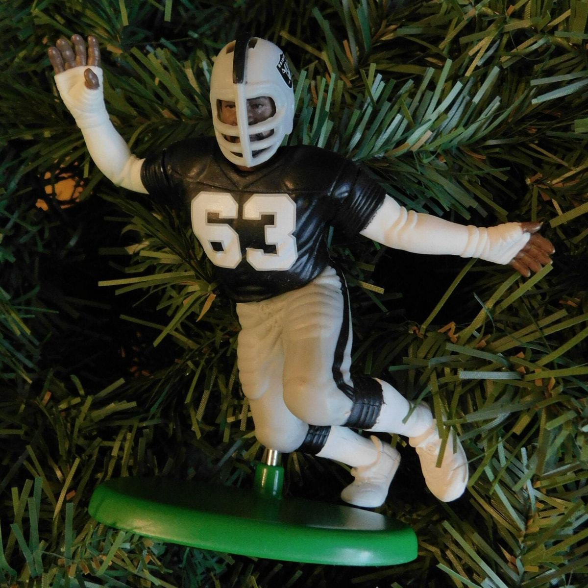 Gene Upshaw OAKLAND/ Los Angeles RAIDERS Ornament Christmas Gift Decoration NFL Football Figure Las Vegas