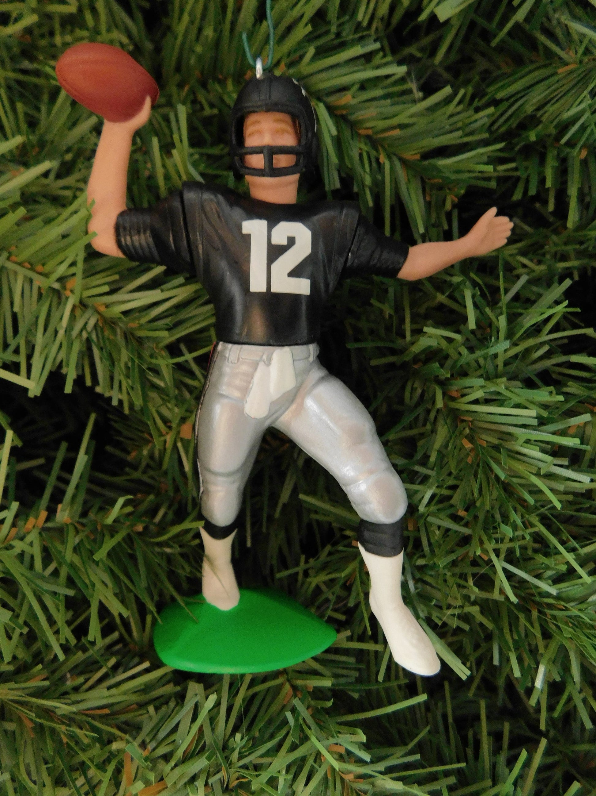 ATLANTA FALCONS Christmas tree ornaments Deion Sanders/Jamal Anderson/Andre Rison/Chris Chandler/Chris Miller xmas NFL football unique gift