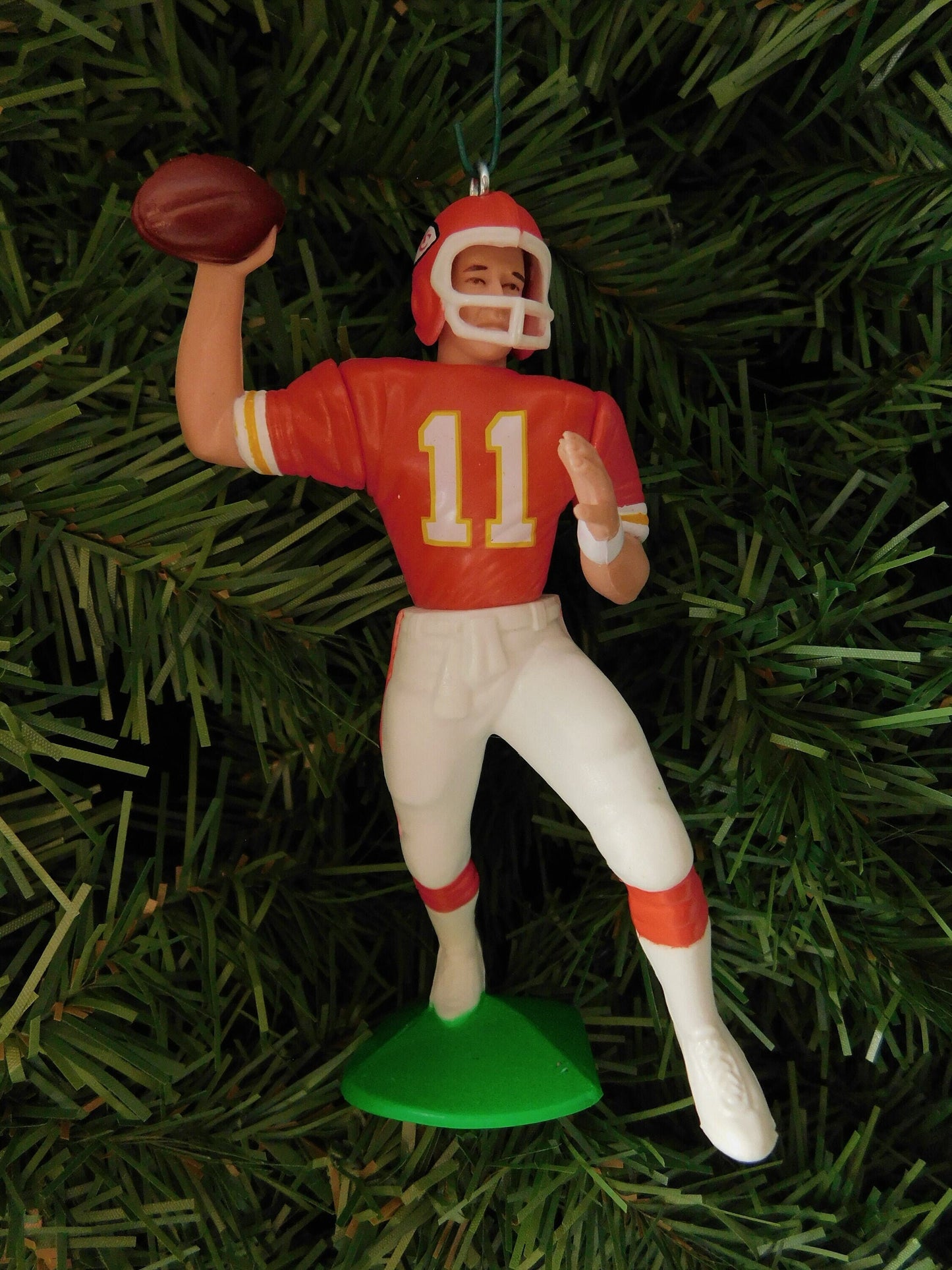 KANSAS CITY CHIEFS Christmas tree ornaments Neil Smith/Dale Carter/Marcus Allen/Elvis Grbac/Willie Davis xmas nfl football figure gift