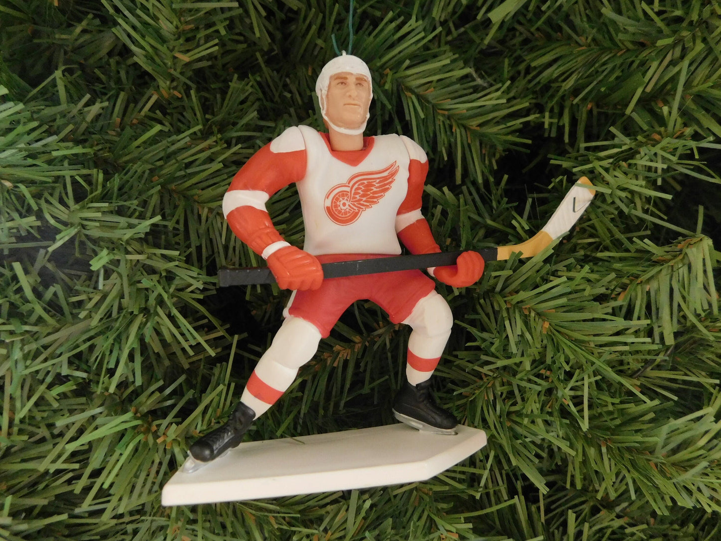 DETROIT RED WINGS Christmas tree ornaments Sergei Fedorov/Mike Vernon/Paul Coffey/Chris Osgood/Shanahan/Pavel Datsyuk xmas nhl hockey figure