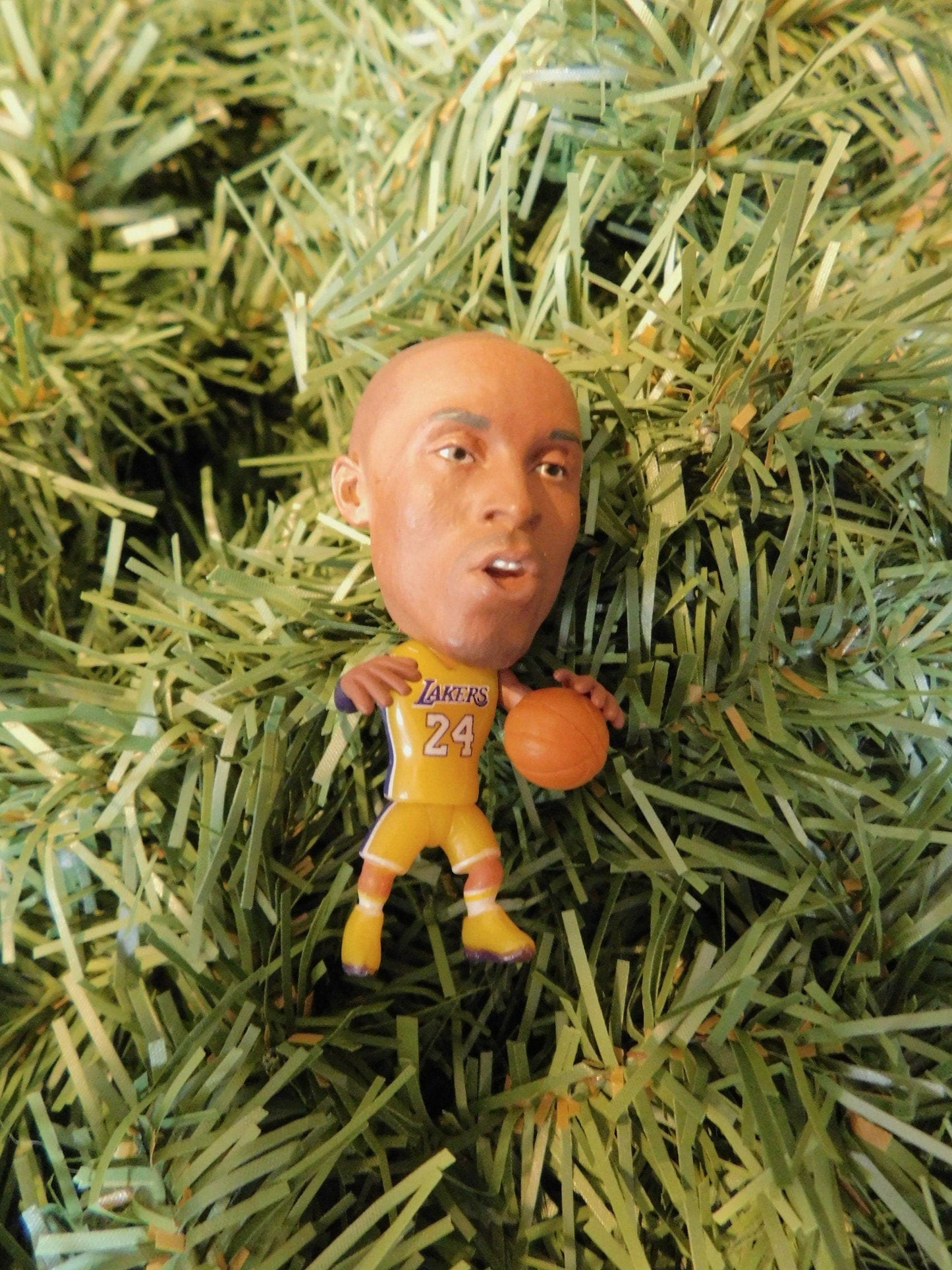 Kobe Bryant LOS ANGELES LAKERS Christmas tree ornament xmas nba basketball figure unique gift