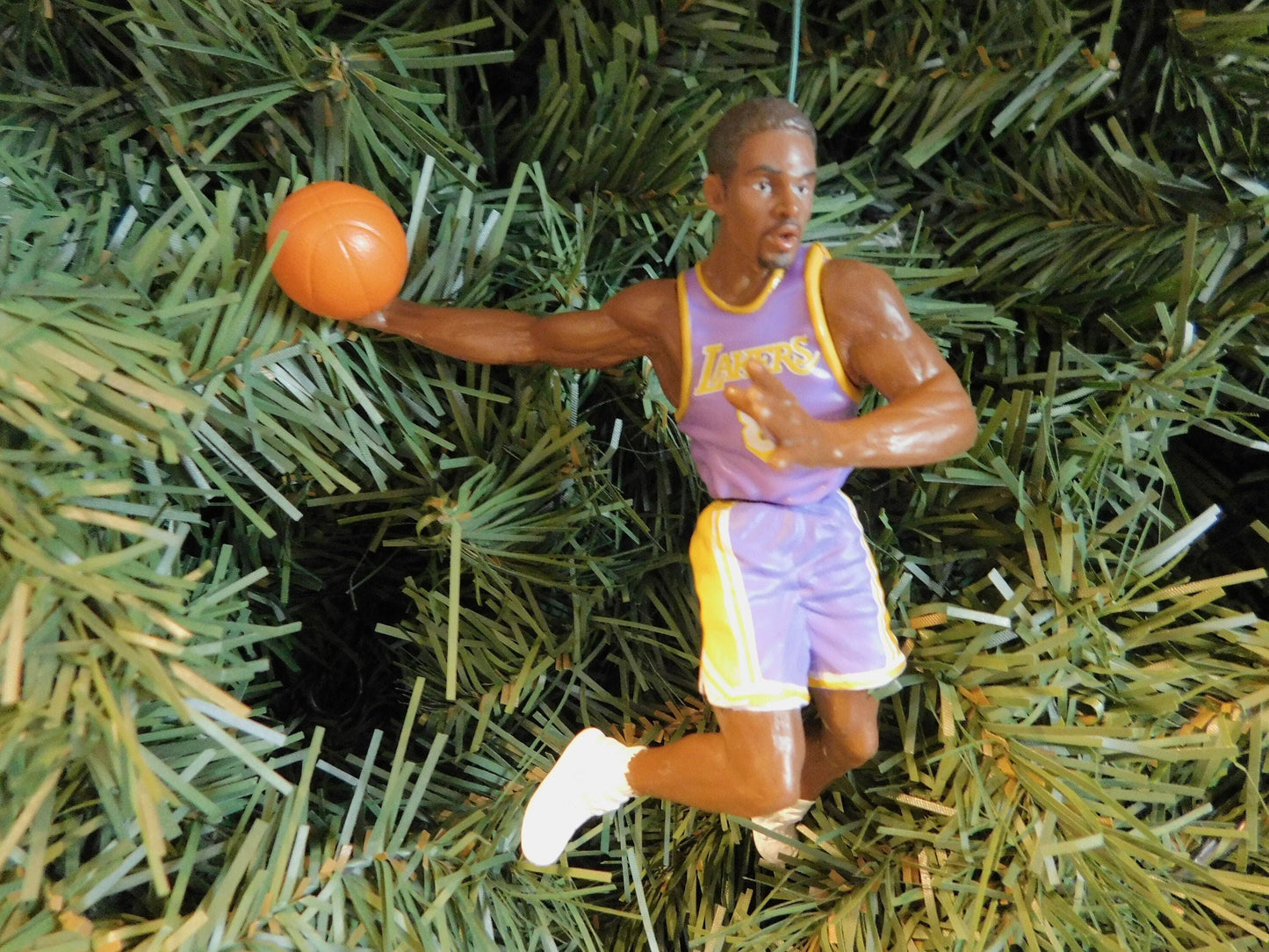 Kobe Bryant LOS ANGELES LAKERS Christmas tree ornament xmas nba basketball figure unique gift