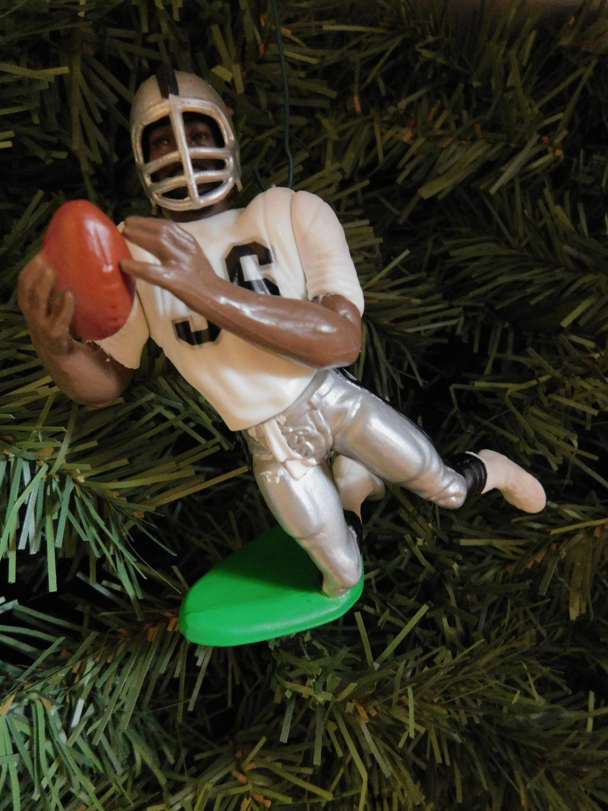 OAKLAND RAIDERS Christmas tree ornament Napoleon Kaufman/Terry McDaniel/Jeff George/Rocket Ismail nfl football figure Las Vegas