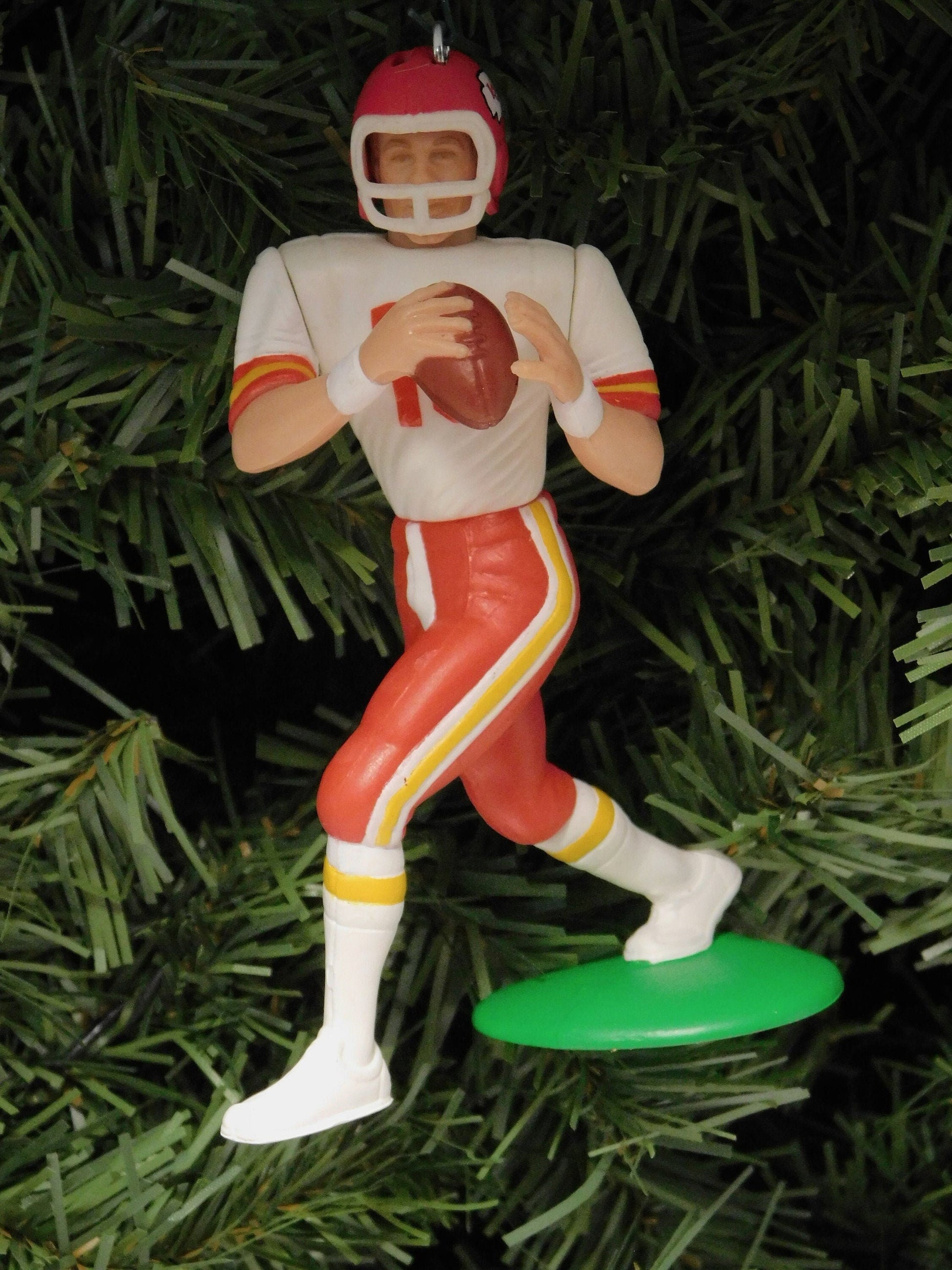 Joe Montana KANSAS CITY CHIEFS ornament Christmas tree decoration unique Xmas gift idea nfl football figure