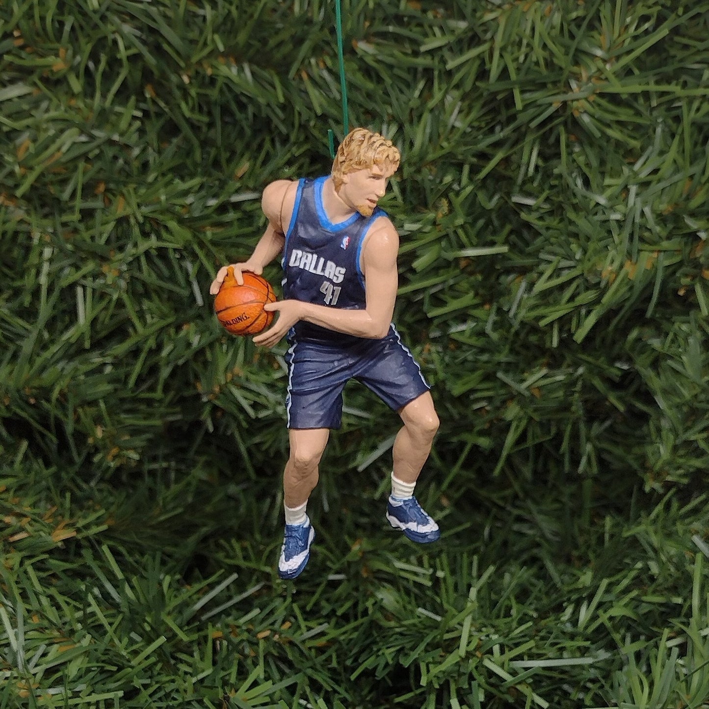 Dirk Nowitzki DALLAS MAVERICKS Ornament Christmas Tree Decoration basketball figure 3 inch NBA Finals Champ