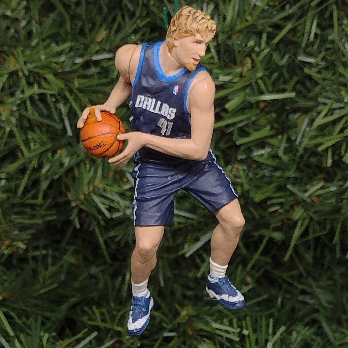 Dirk Nowitzki DALLAS MAVERICKS Ornament Christmas Tree Decoration basketball figure 3 inch NBA Finals Champ