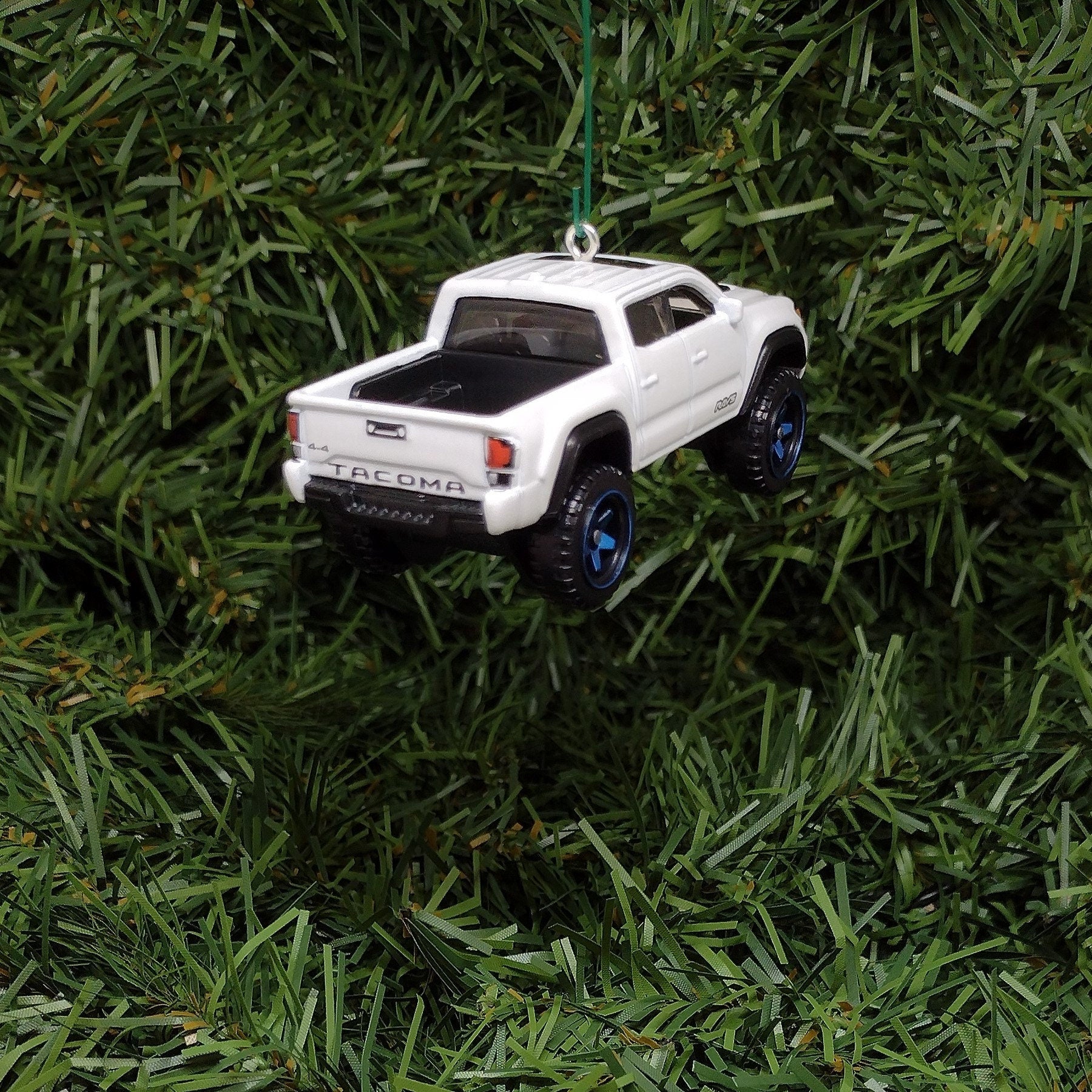 TOYOTA TACOMA Ornament 2020 Christmas Tree Decoration unique gift idea pickup truck xmas present