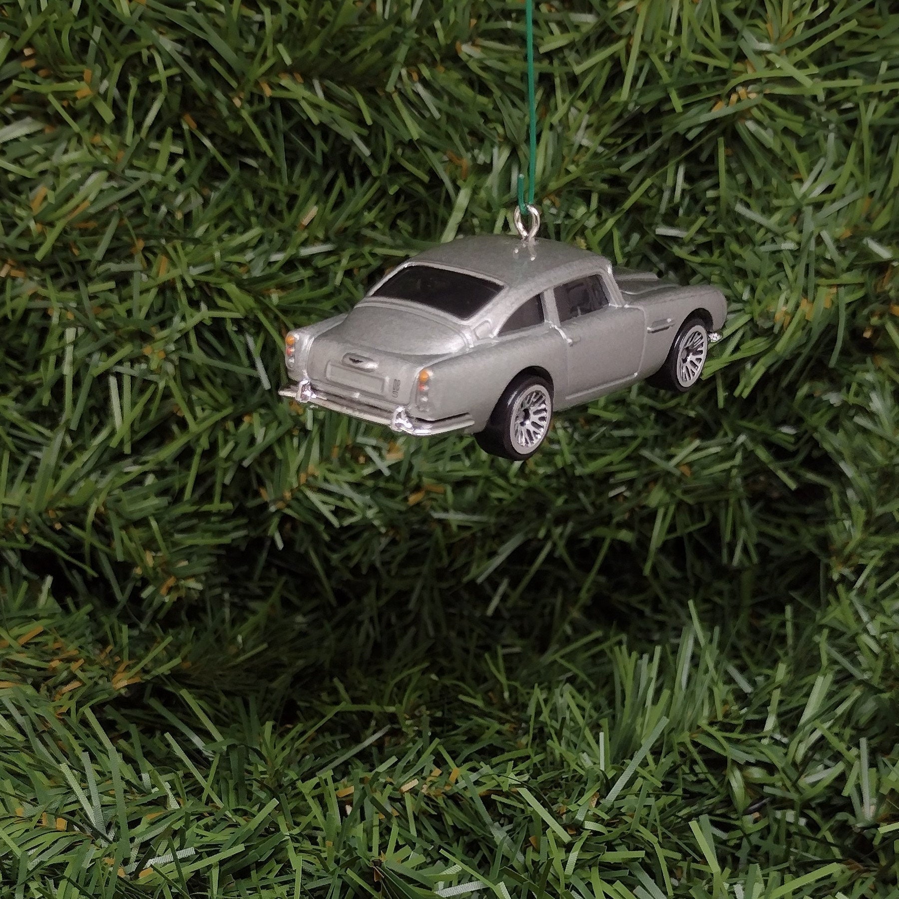 ASTON MARTIN Ornament 1963 DB5 Christmas Gift idea Unique Classic Car Xmas Tree Decoration Fast & Furious