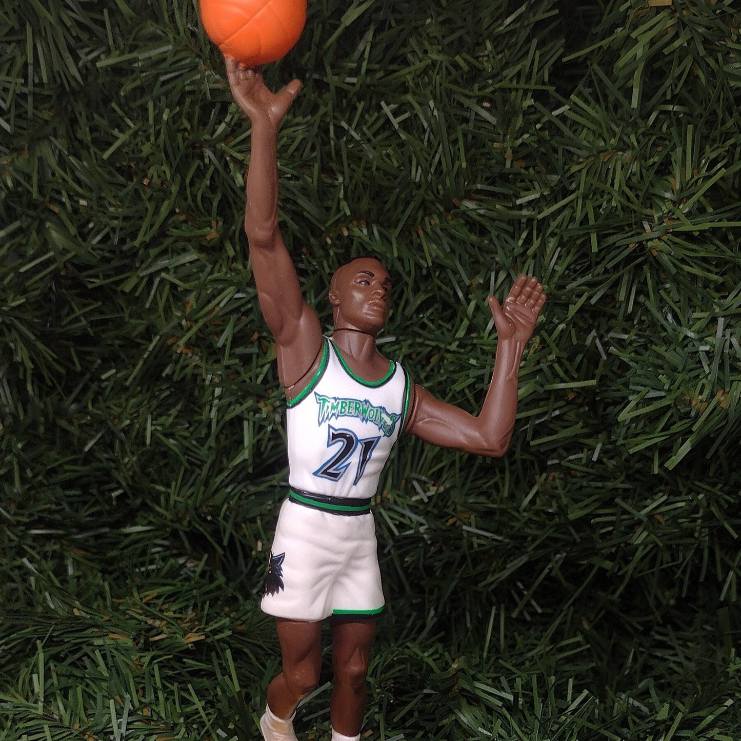 MINNESOTA TIMBERWOLVES ornaments Christmas tree decoration Kevin Garnett/Stephon Marbury unique Xmas gift idea NBA Basketball figure