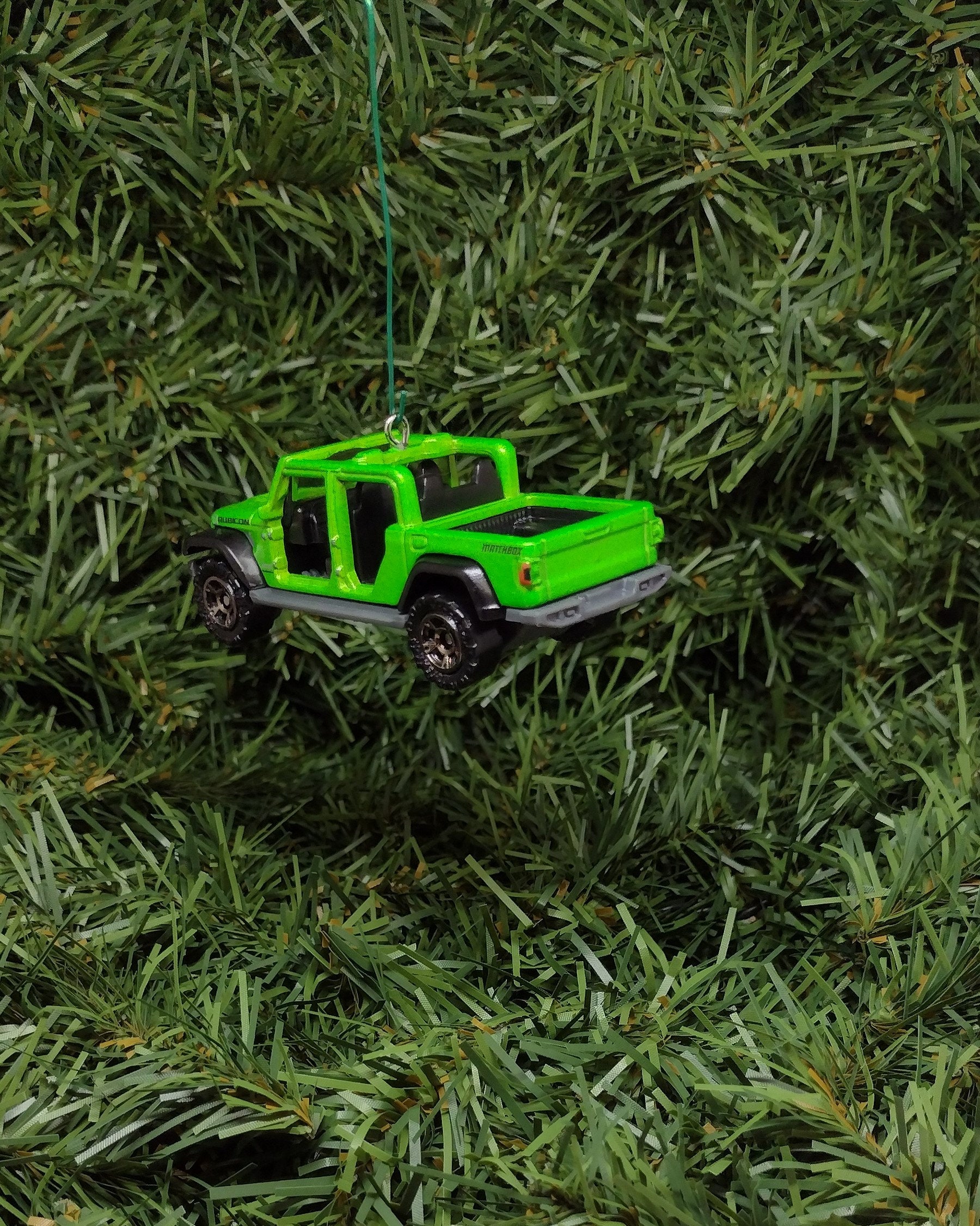 JEEP GLADIATOR Ornament Christmas gift idea unique Xmas tree decoration 4x4 SUV bright green open cab