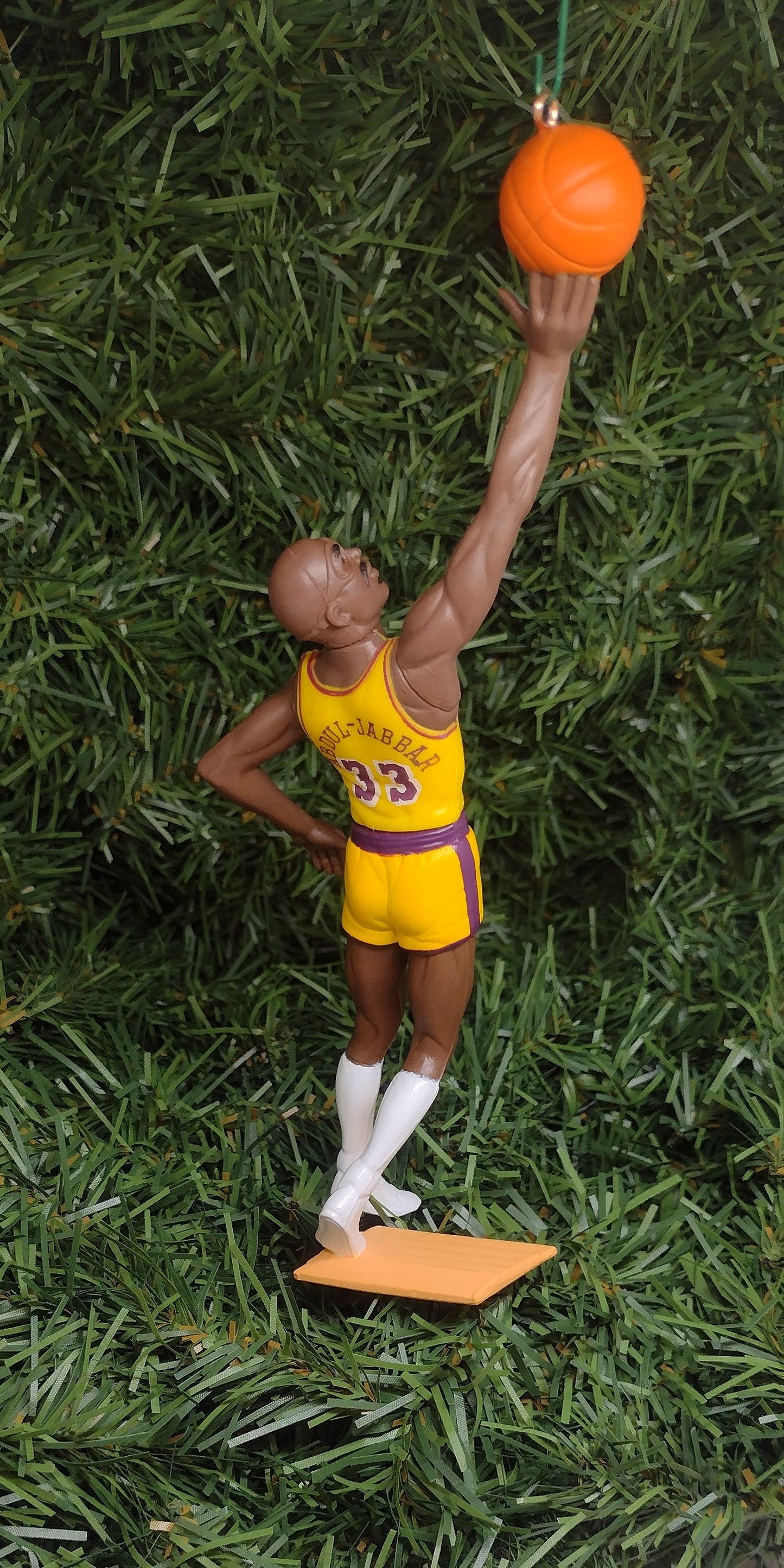 Kareem Abdul Jabbar LOS ANGELES LAKERS Ornament Christmas tree decoration nba basketball figure unique Xmas gift idea