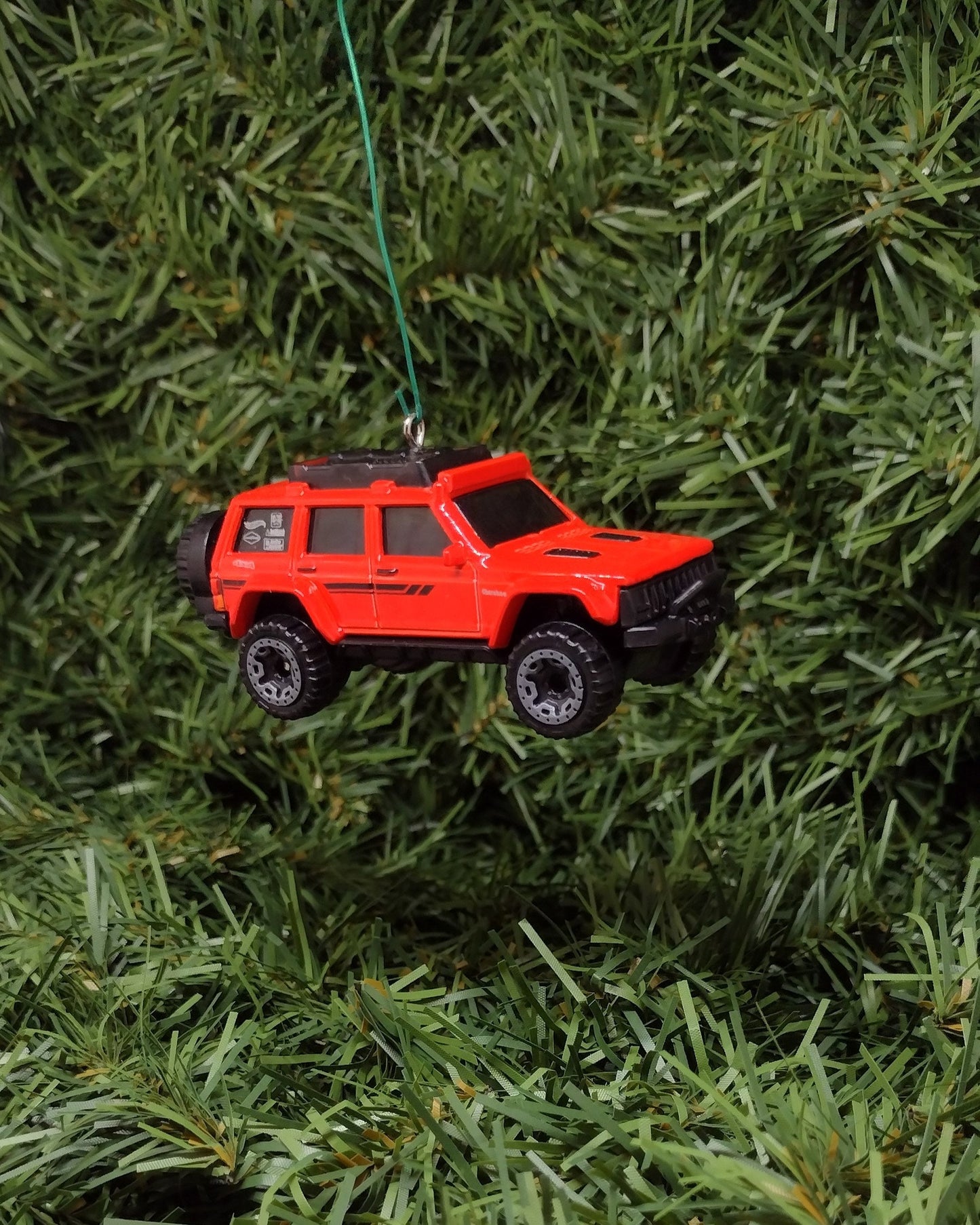 JEEP CHEROKEE Ornament Christmas gift idea unique Xmas tree decoration 1995 4x4 SUV red