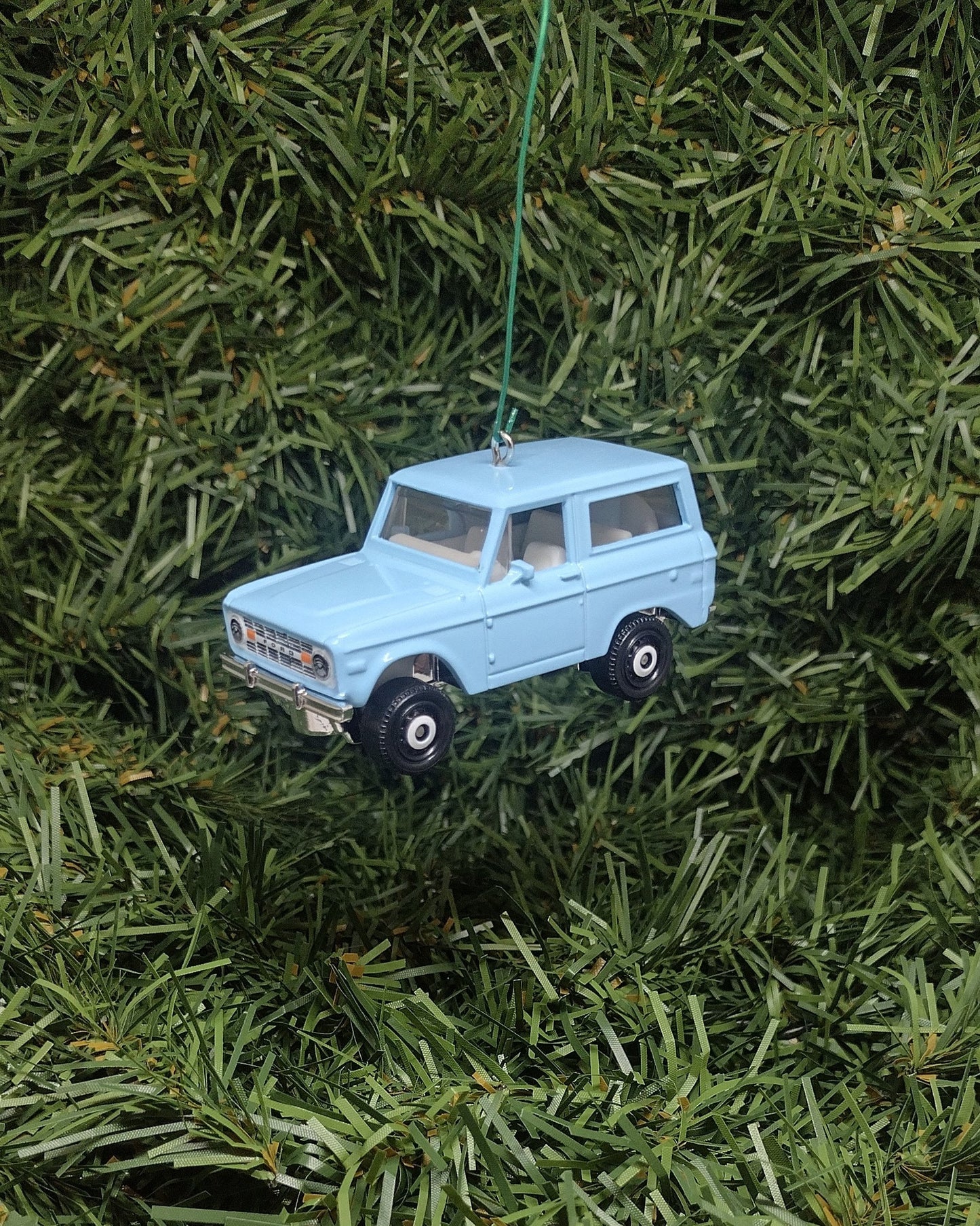 Ford Bronco Ornament 1970 Christmas Tree Decoration fun gift idea for car enthusiast unique xmas present 2.5 inch