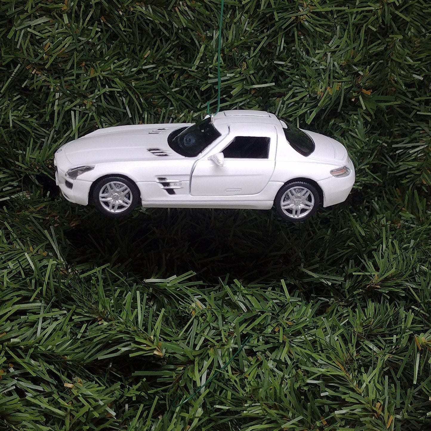 Mercedes SLS AMG Ornament Christmas Tree Decoration Fun Automotive Xmas Gift Idea 5 inches long 2010-2015 White