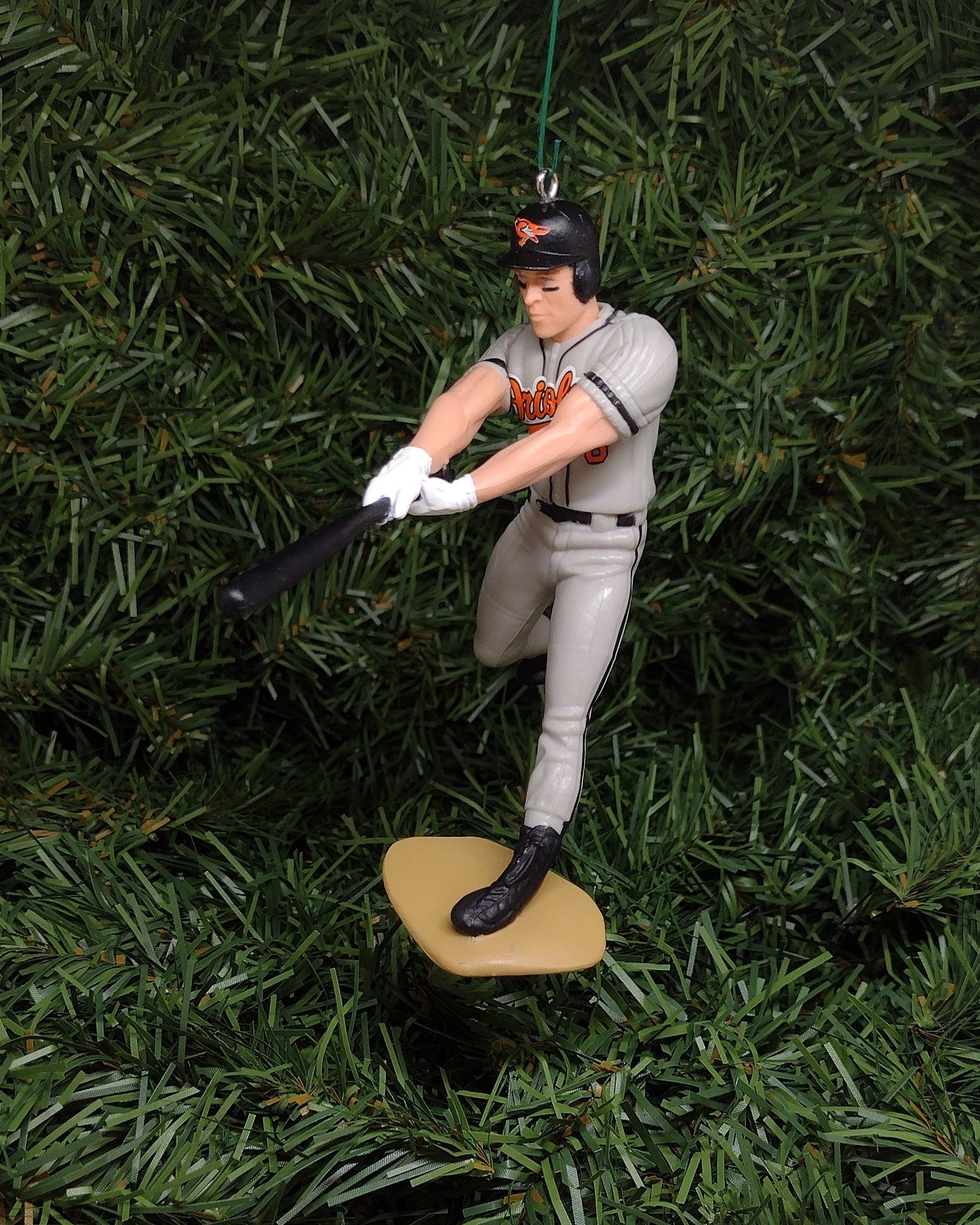 Cal Ripken Jr BALTIMORE ORIOLES Ornament Christmas Gift Idea MLB Baseball Figure Unique Xmas Tree Decoration