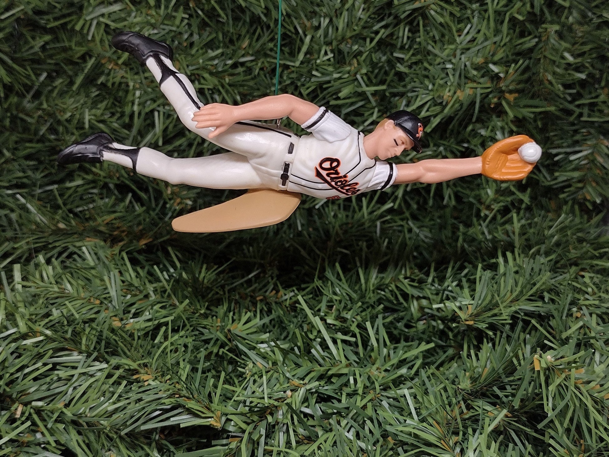 BALTIMORE ORIOLES Ornaments Christmas Gift Idea Cal Ripken Jr-Mike Mussina-Brady Anderson MLB Baseball Figure Unique Xmas Tree Decoration