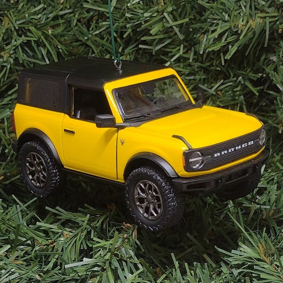 Ford Bronco Ornament 2022 Christmas Tree Decoration Unique Gift Idea 5 Inch Yellow 4x4 SUV