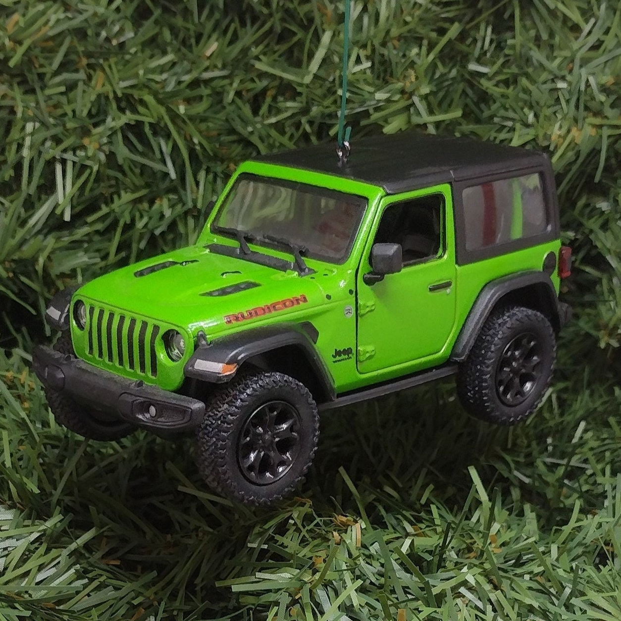 Jeep Wrangler Ornament Christmas Gift Idea Fun Automotive Xmas tree Decoration 5 inches long 2018 green