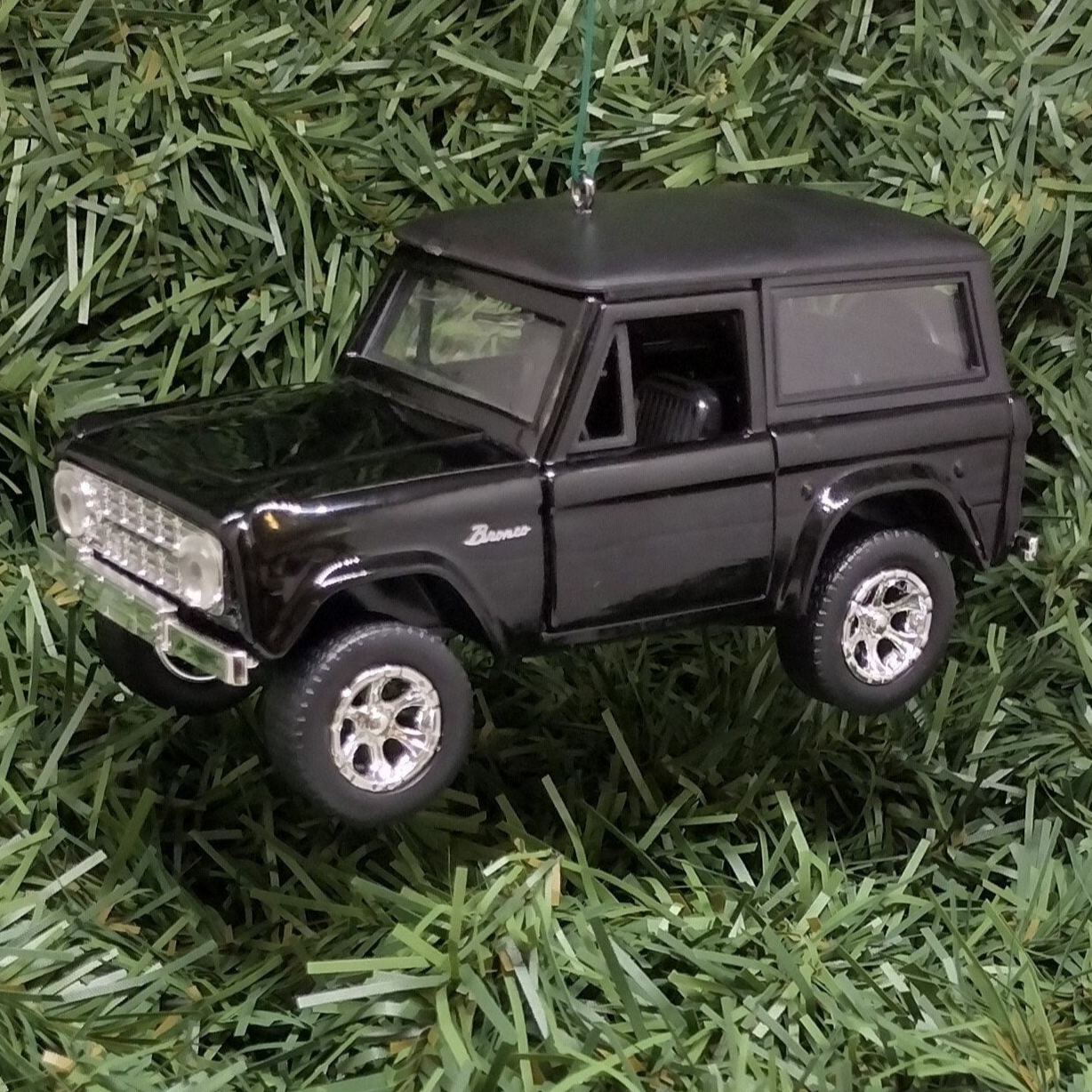 Ford Bronco Ornament 1973 Christmas Tree Decoration Unique Gift Idea 5 Inch Black 4x4 SUV