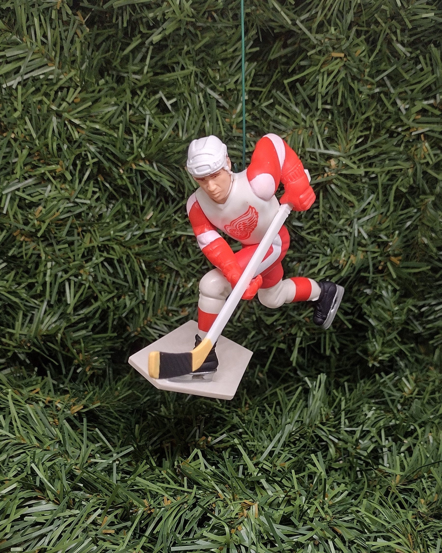 DETROIT RED WINGS Christmas tree ornaments Sergei Fedorov/Mike Vernon/Paul Coffey/Chris Osgood/Shanahan/Pavel Datsyuk xmas nhl hockey figure