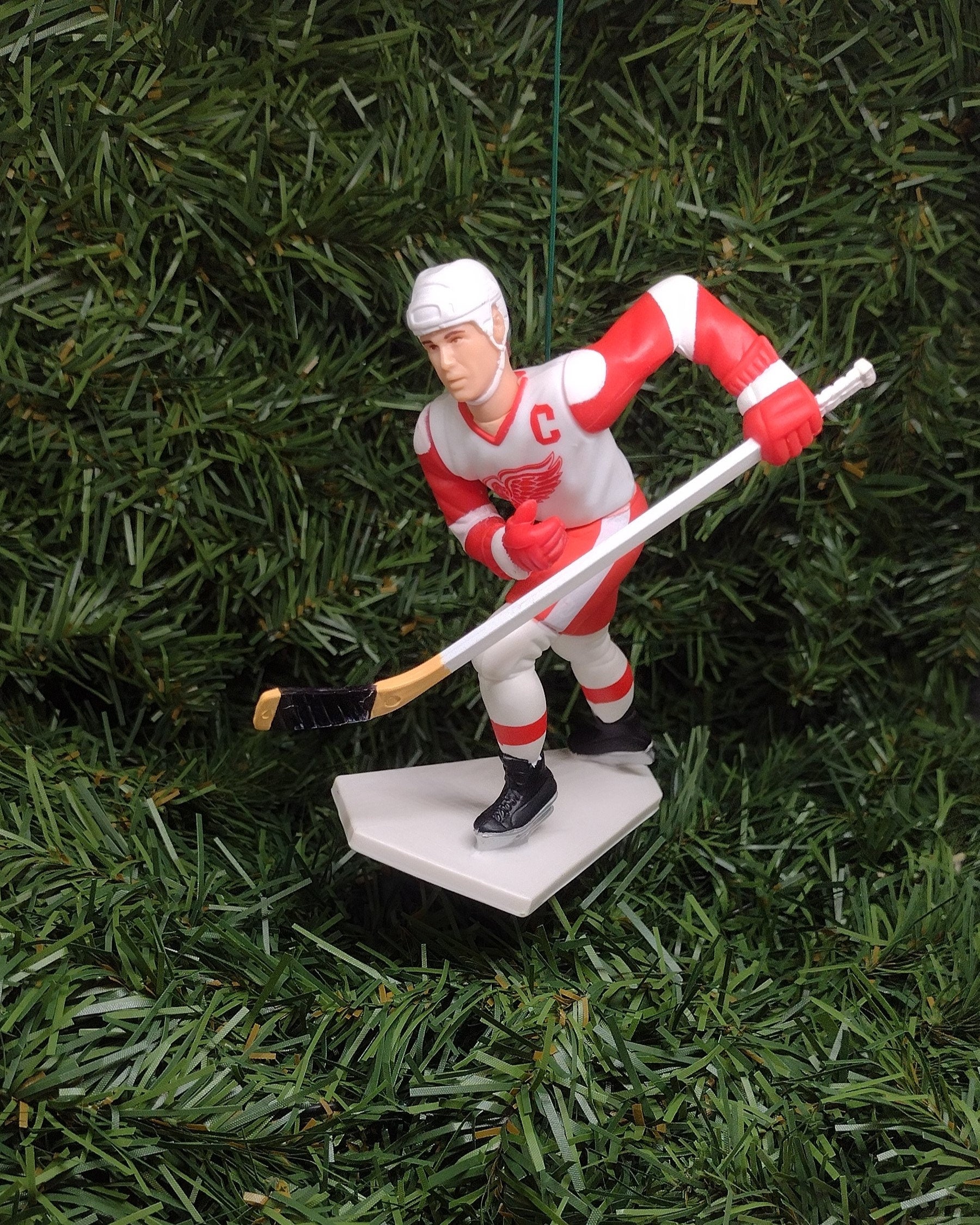 DETROIT RED WINGS Ornaments Christmas Gift Idea Sergei Fedorov/Chris Osgood/Steve Yzerman Unique Xmas Tree Decoration Nhl Hockey Figure