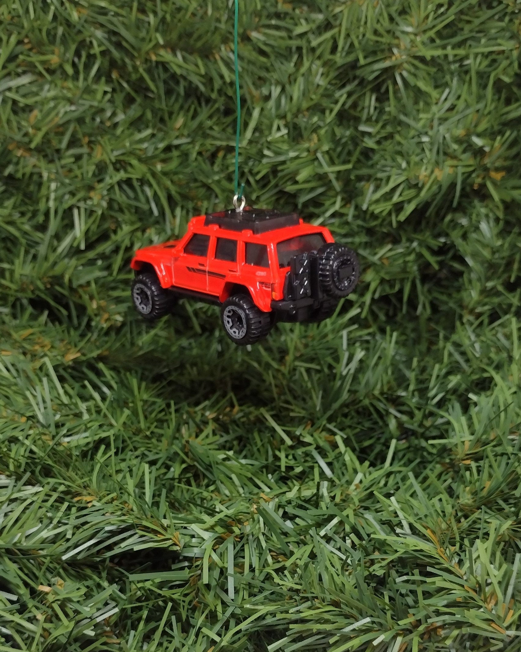 JEEP CHEROKEE Ornament Christmas gift idea unique Xmas tree decoration 1995 4x4 SUV red