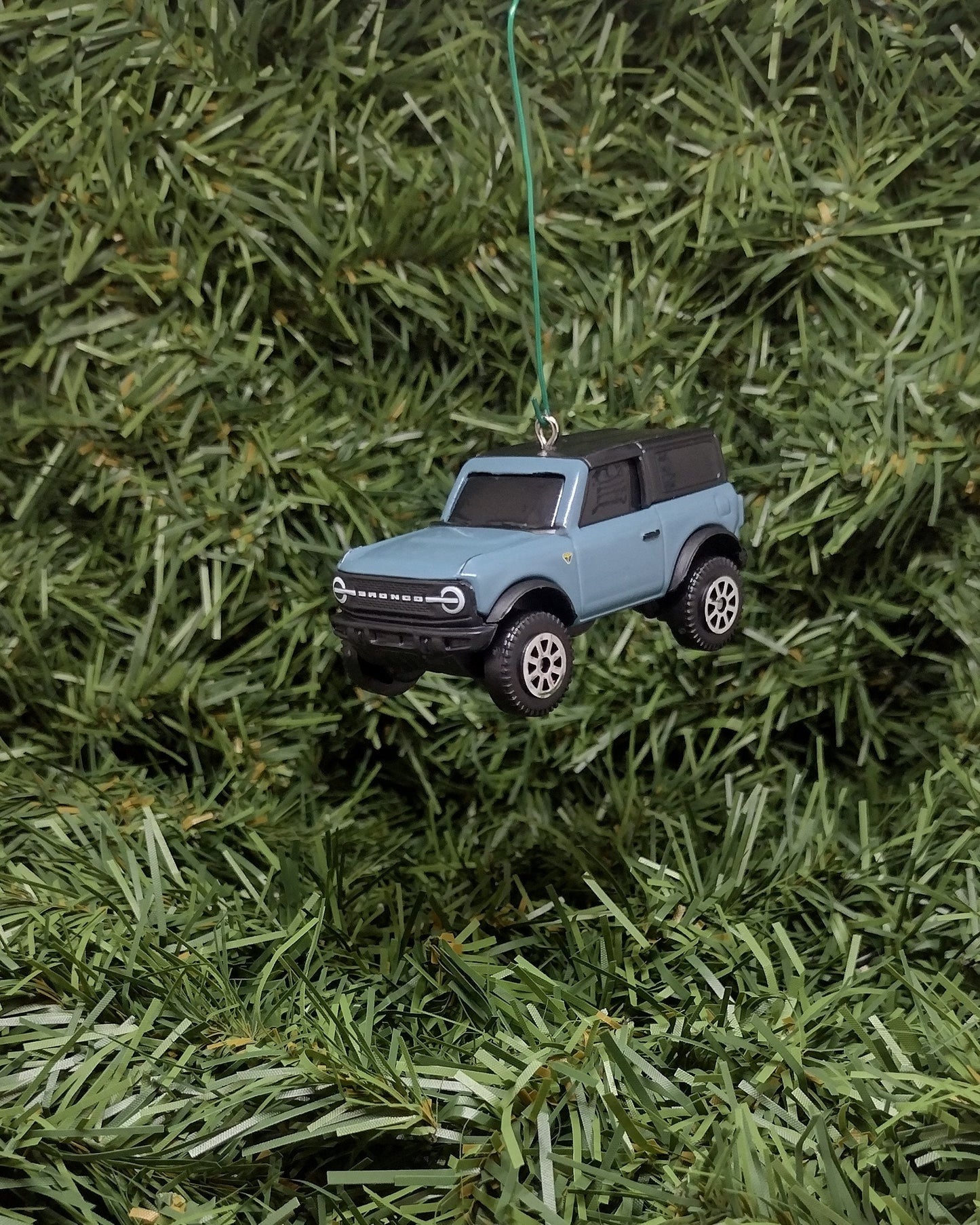 Ford Bronco Ornament 2021 Christmas Tree Decoration fun gift idea for car enthusiast unique xmas present