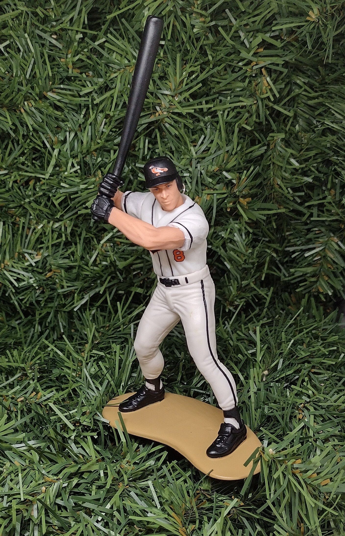 Cal Ripken Jr BALTIMORE ORIOLES Ornament Christmas Gift Idea MLB Baseball Figure Unique Xmas Tree Decoration