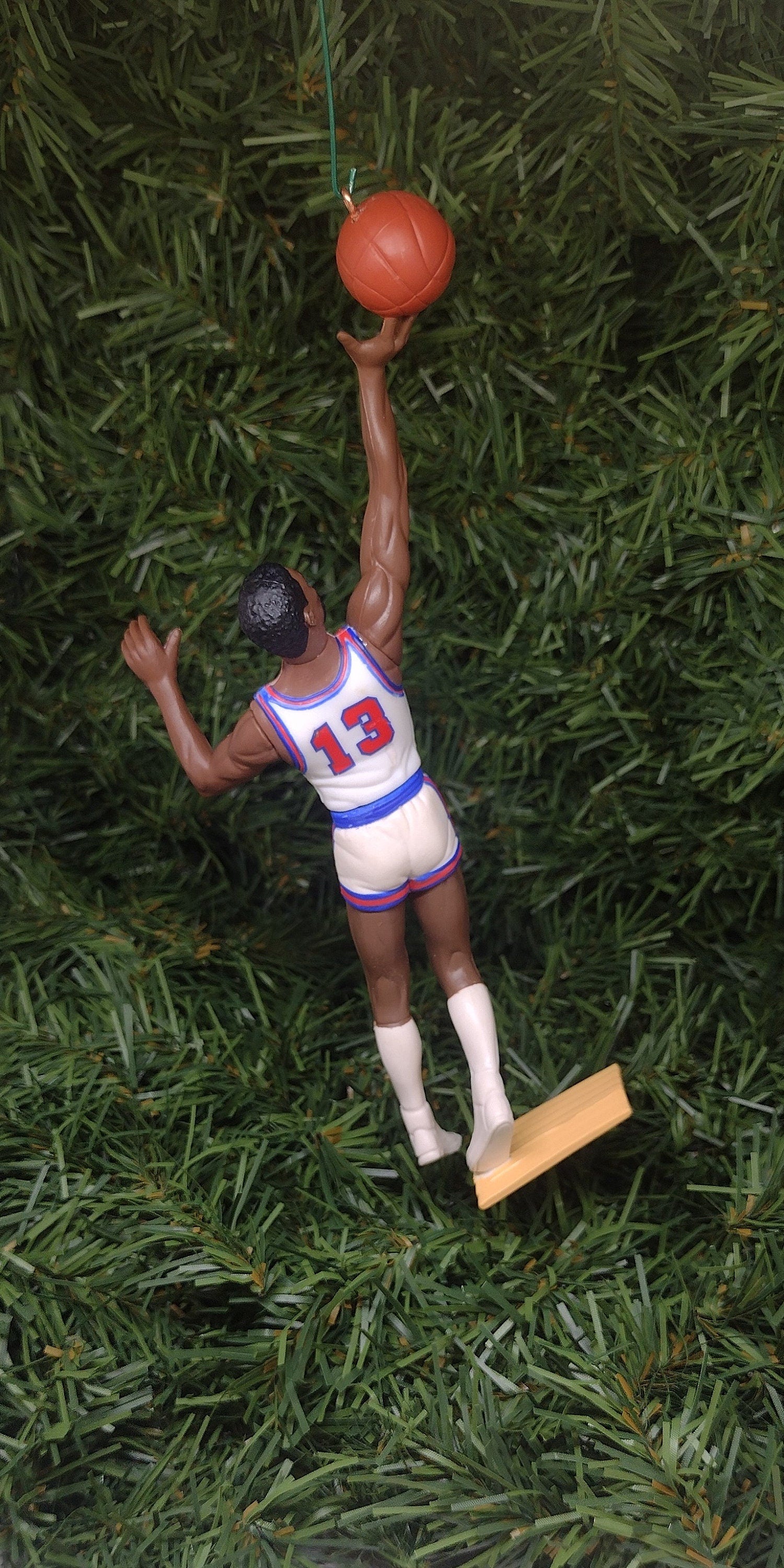 Wilt Chamberlain PHILADELPHIA 76ers ornament Christmas tree decoration unique Xmas gift NBA Finals Champion